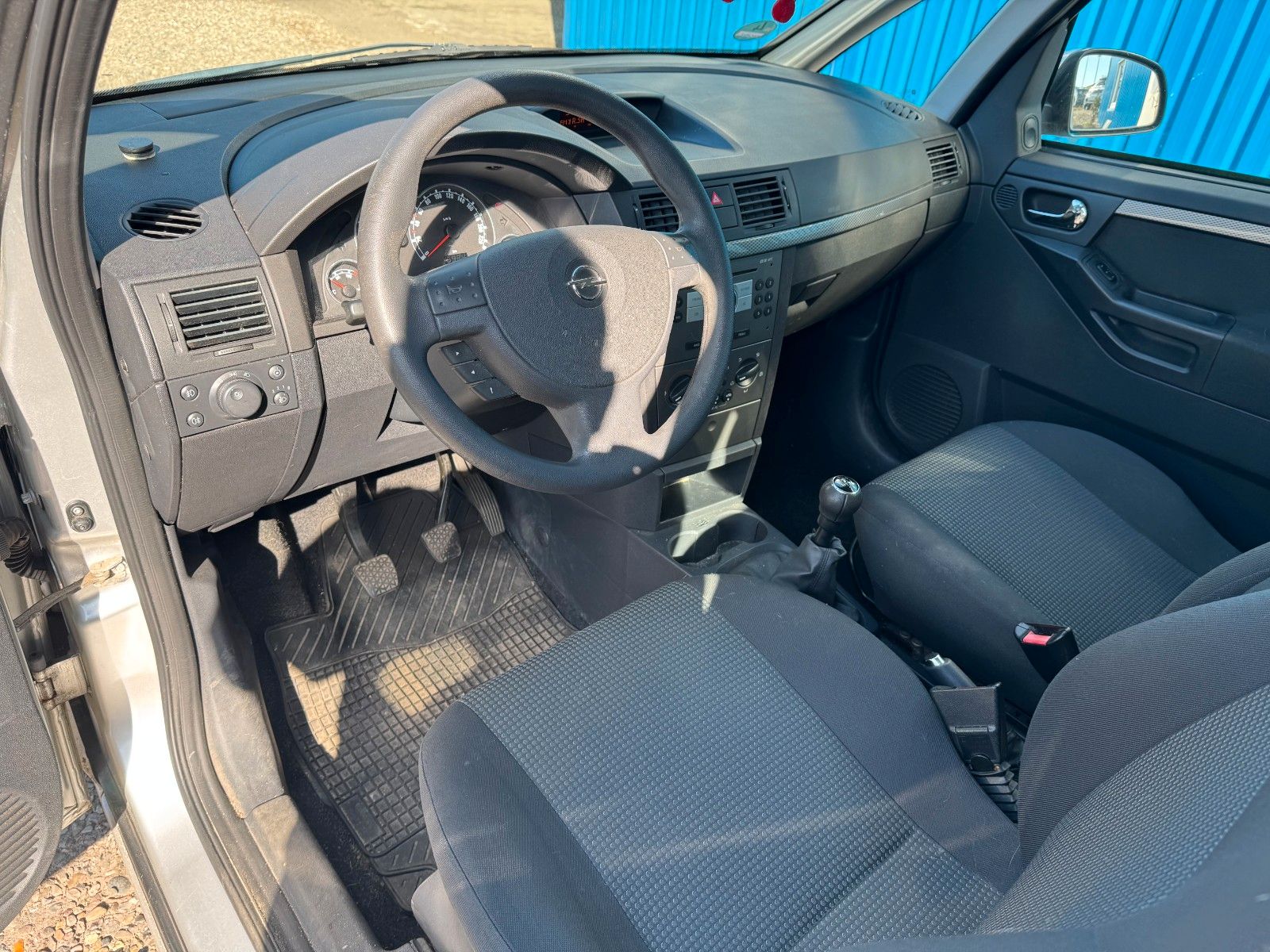 Fahrzeugabbildung Opel Meriva**Edition**AHK**Klima**