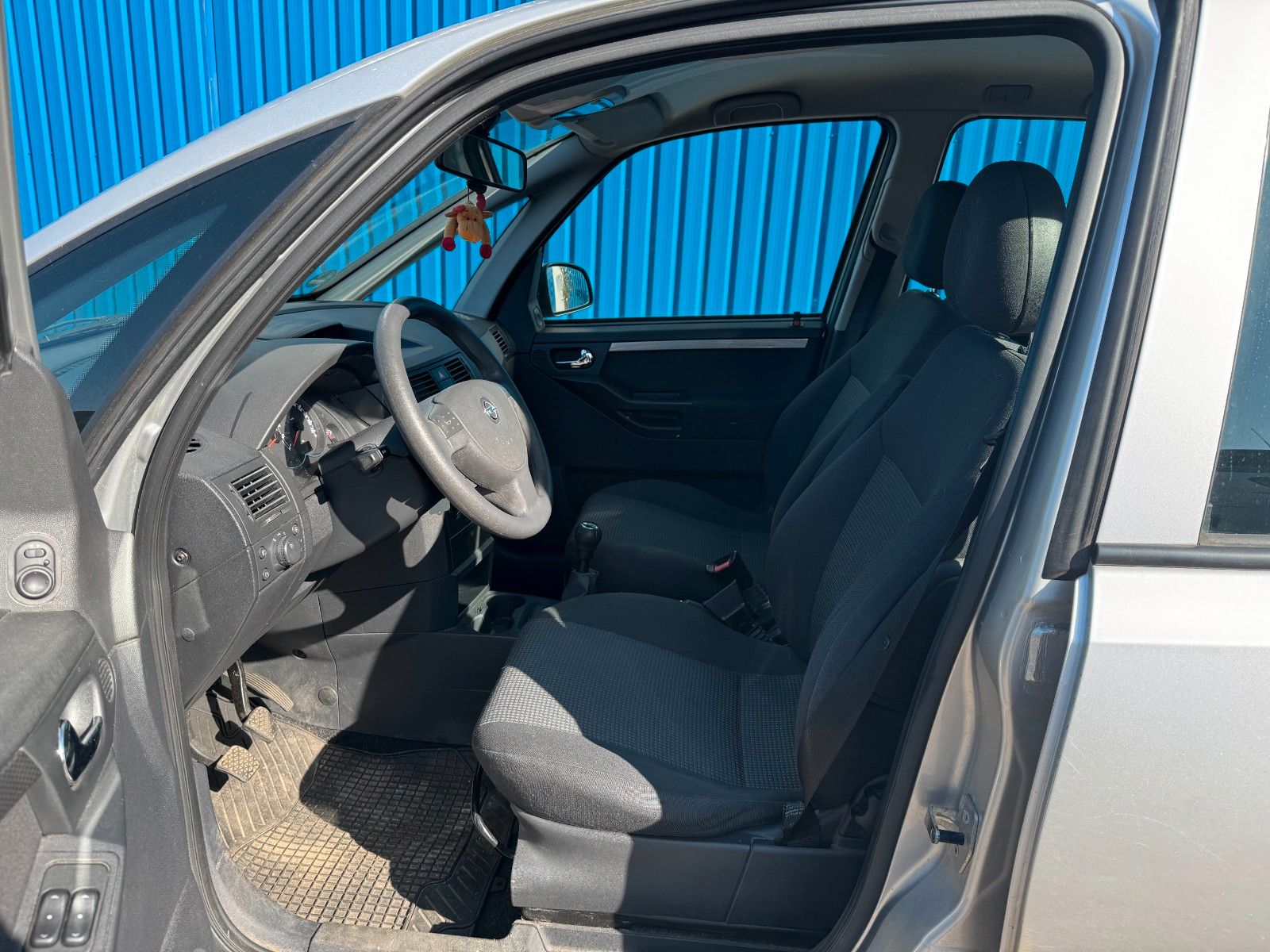 Fahrzeugabbildung Opel Meriva**Edition**AHK**Klima**