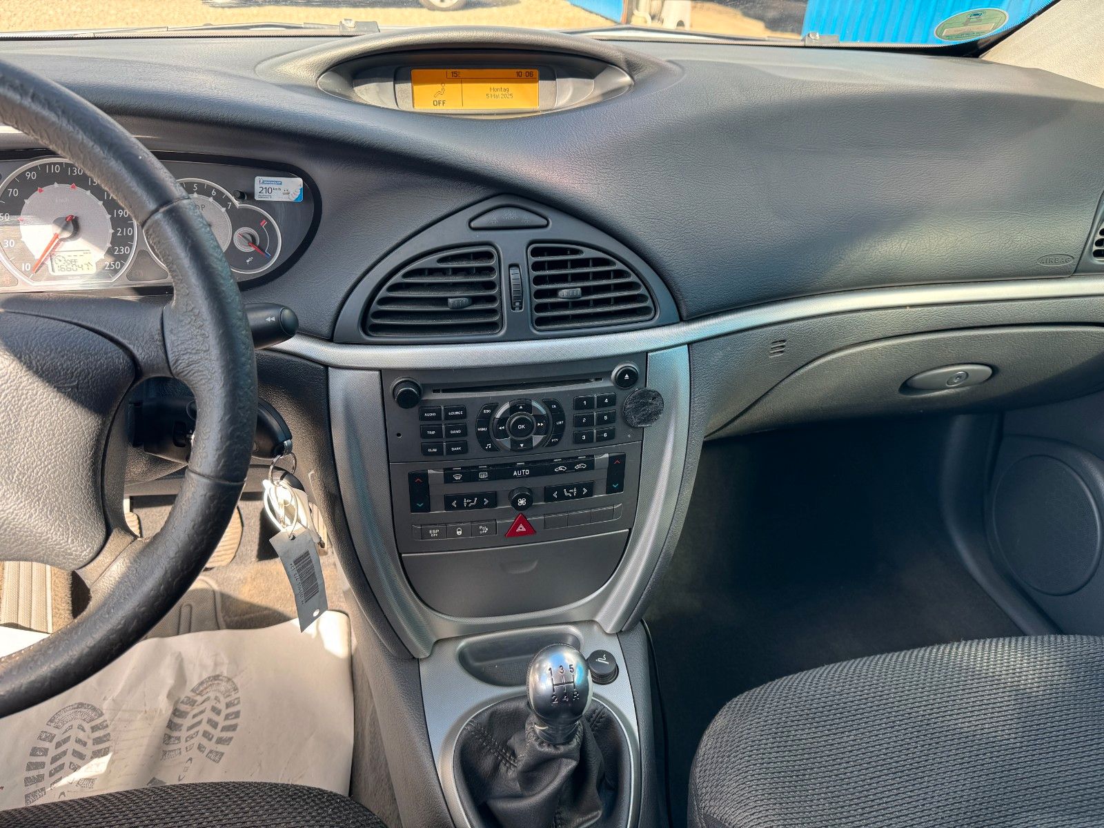 Fahrzeugabbildung Citroën C5 Break**Tendance**AHK**HU 05/2026**