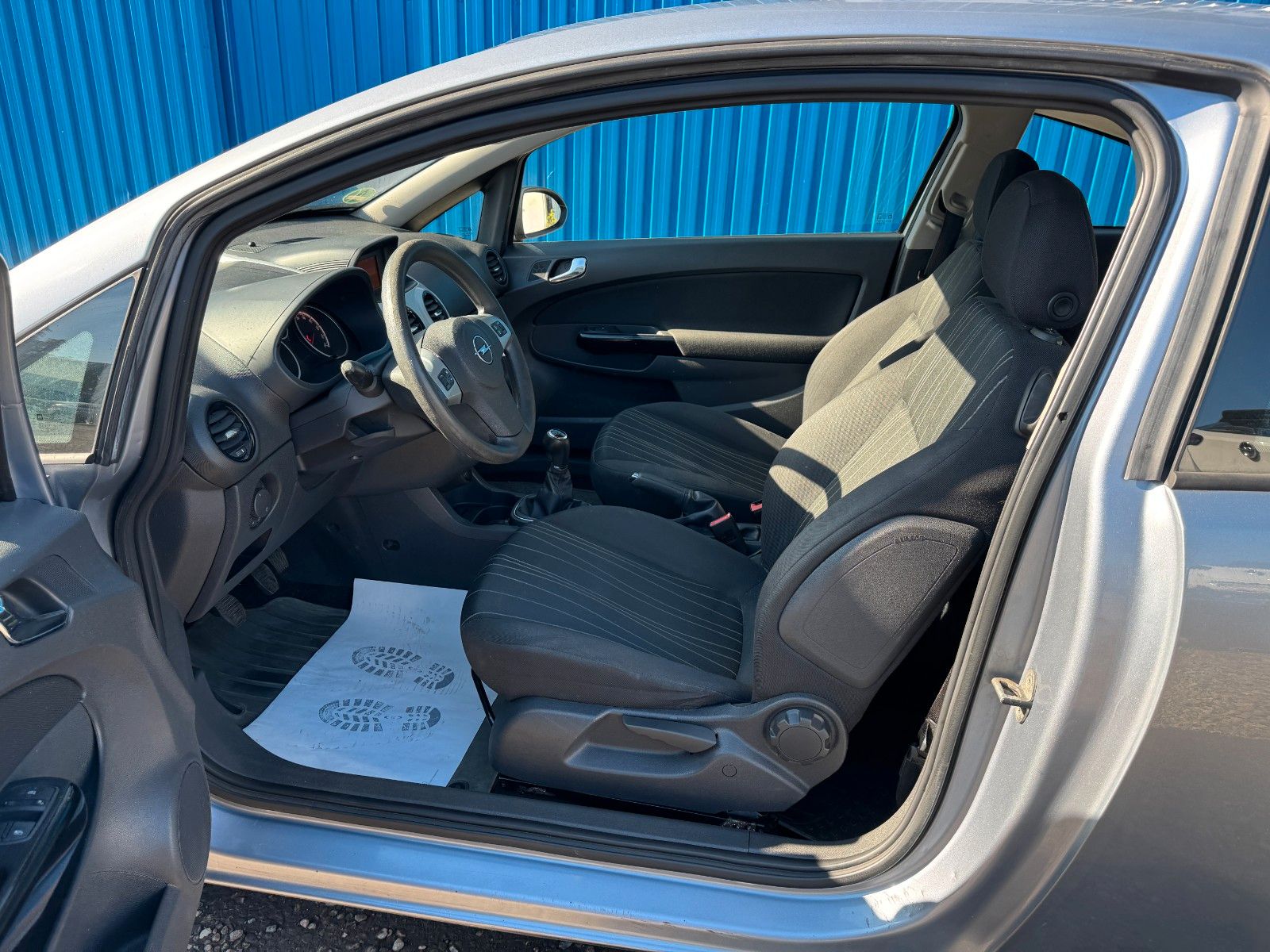 Fahrzeugabbildung Opel Corsa D**Edition**Klima**HU 05/2025**