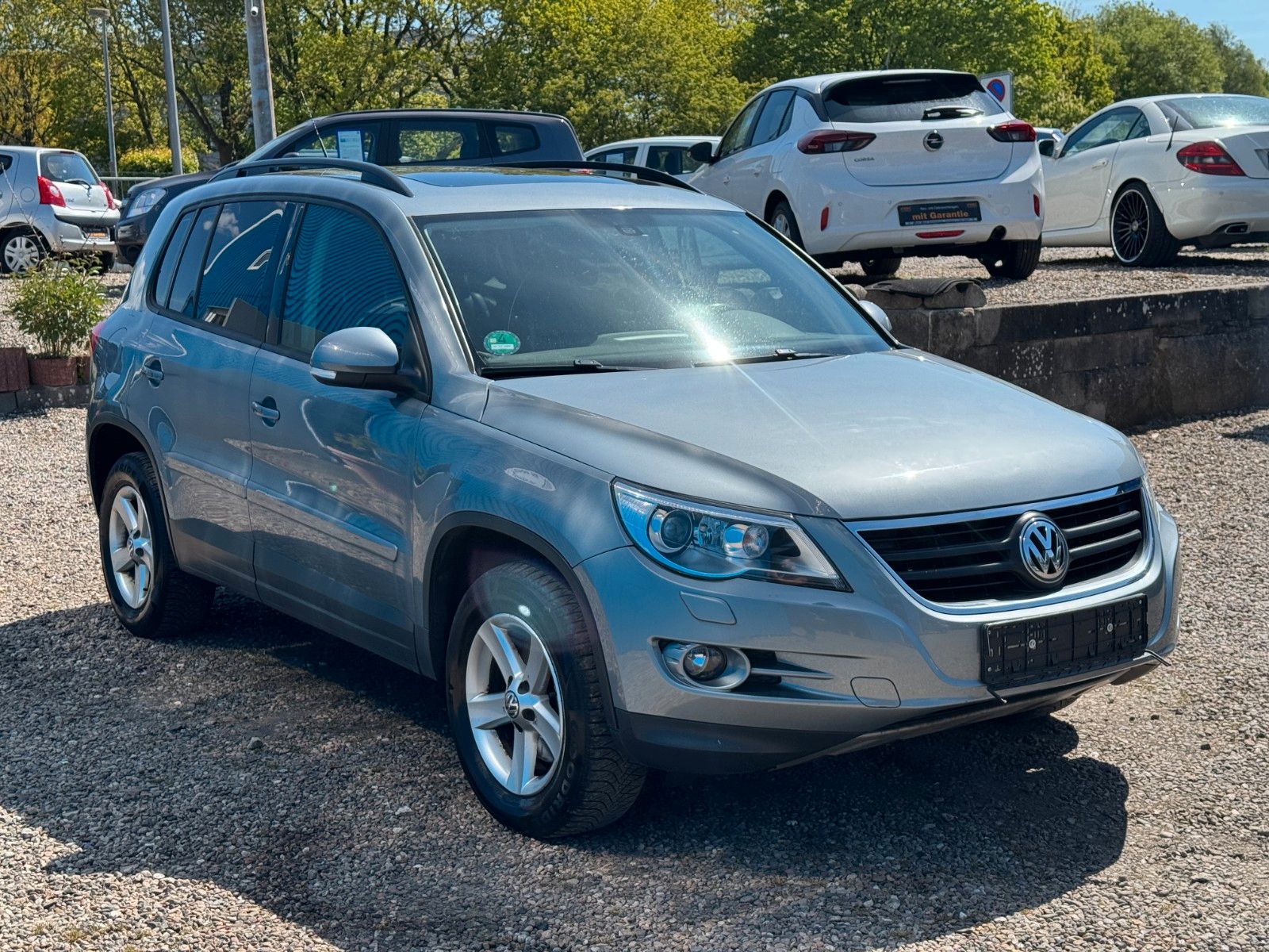 Fahrzeugabbildung Volkswagen Tiguan*Track & Field*4Motion*Automatik*07/25*