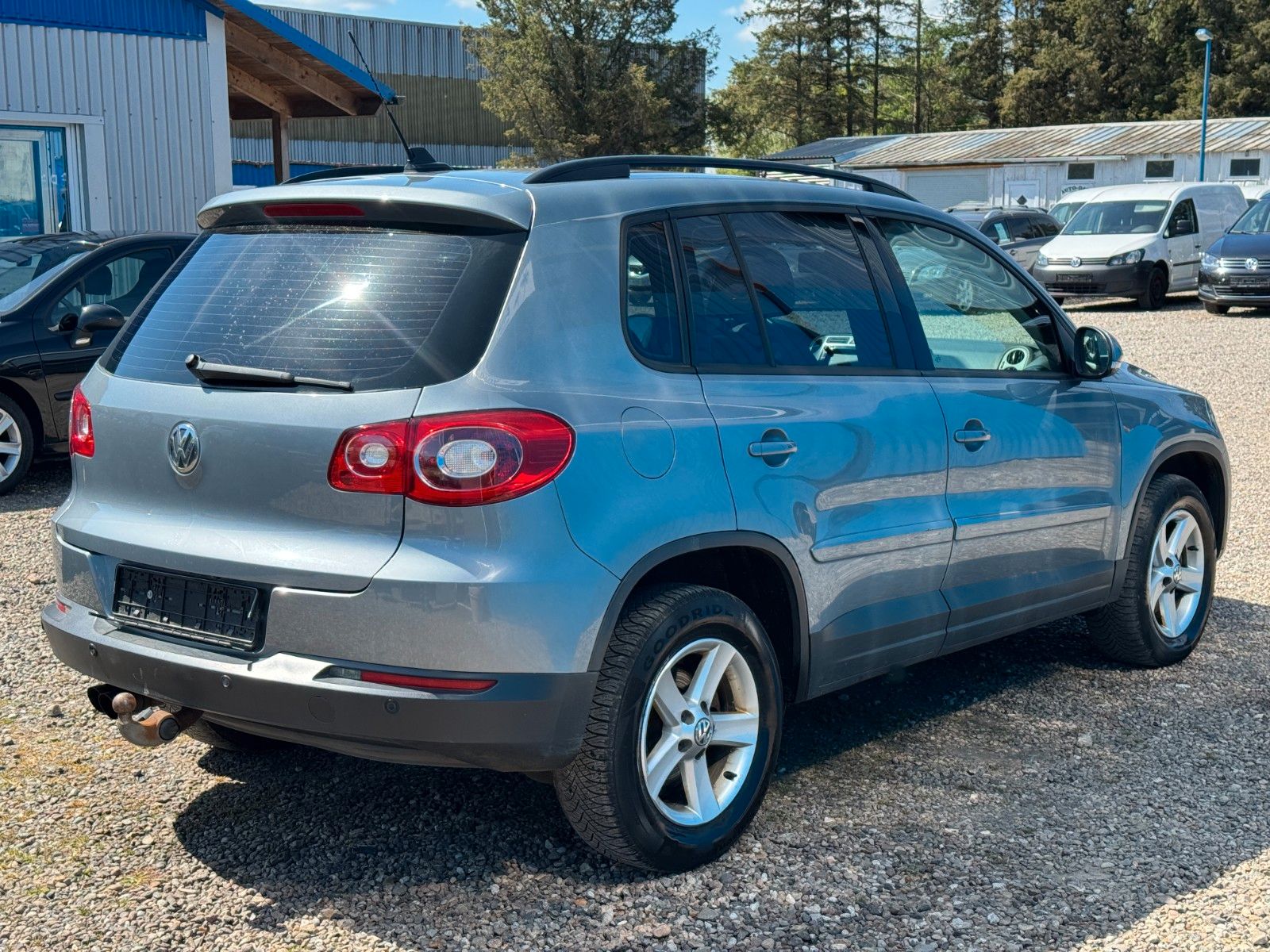 Fahrzeugabbildung Volkswagen Tiguan*Track & Field*4Motion*Automatik*07/25*