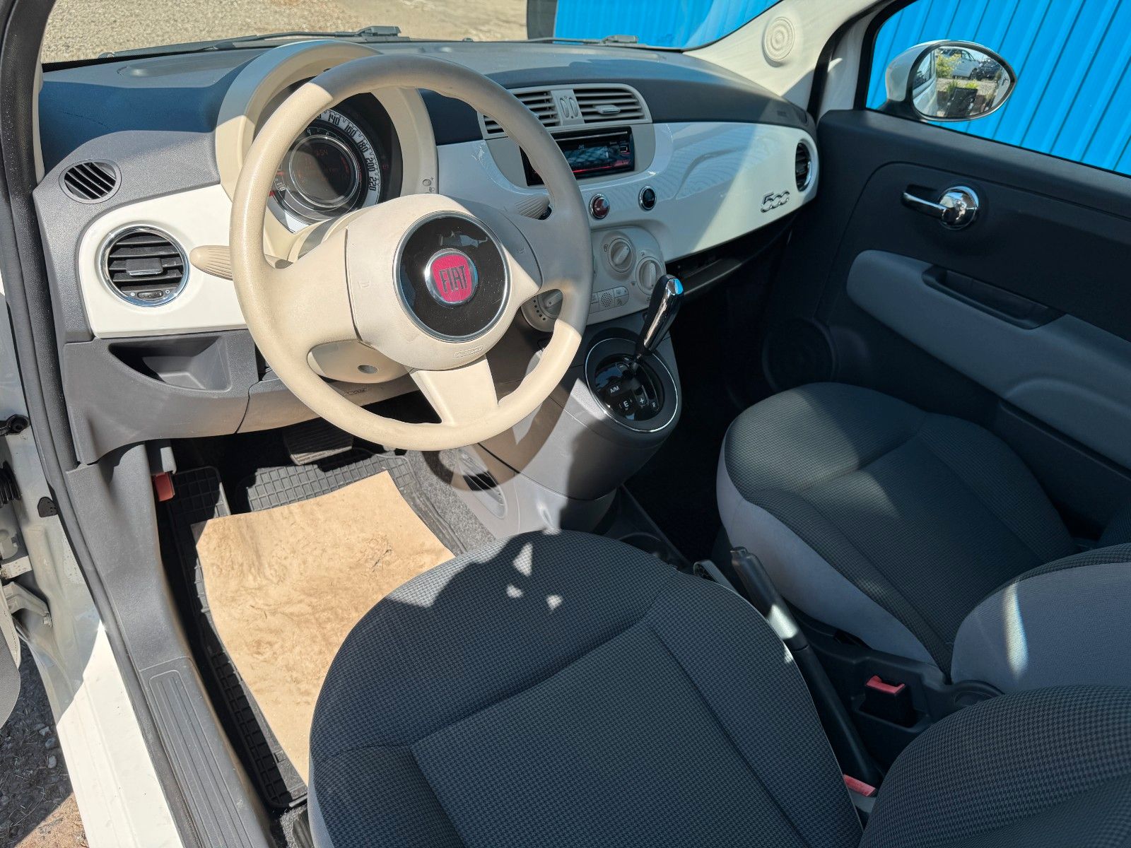 Fahrzeugabbildung Fiat 500** Pop**Automatik**Euro 6**