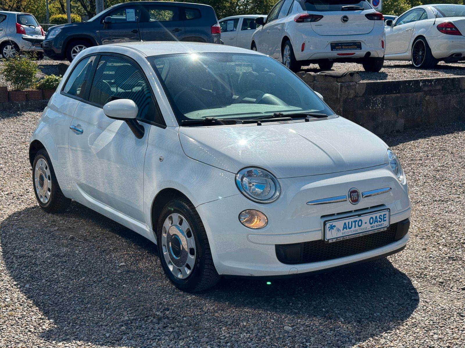 Fahrzeugabbildung Fiat 500** Pop**Automatik**Euro 6**