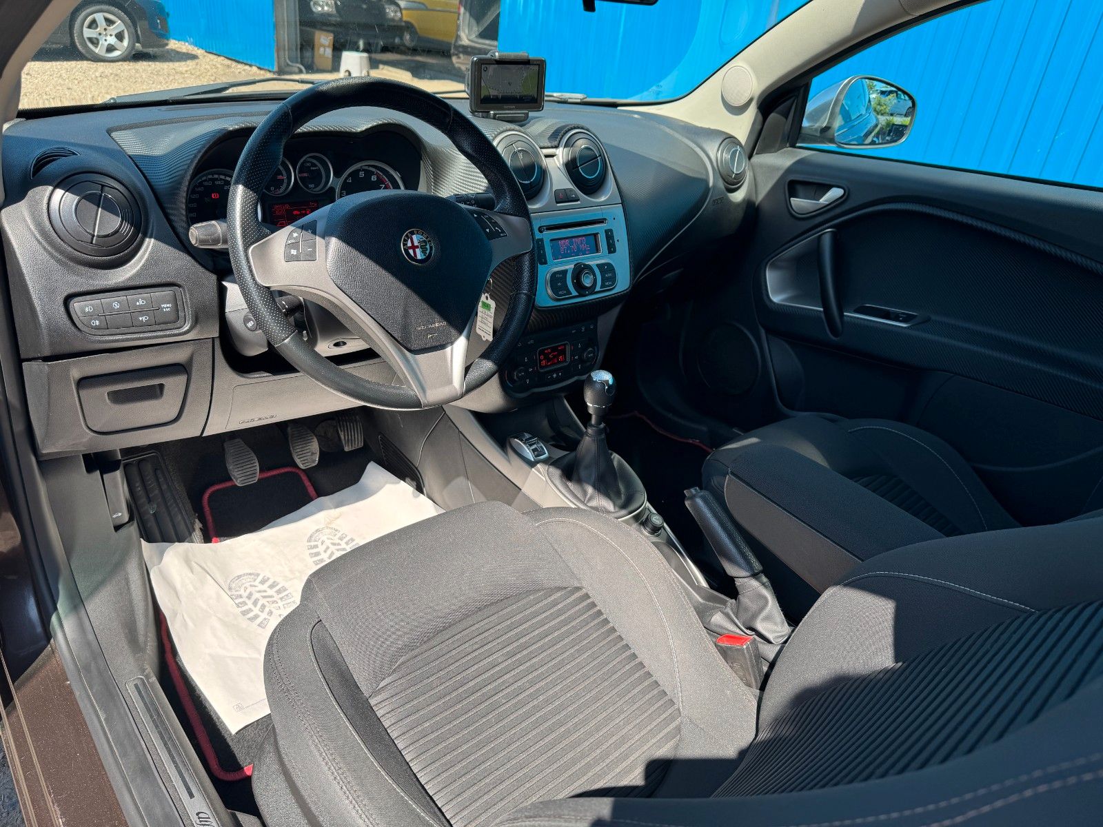 Fahrzeugabbildung Alfa Romeo MiTo Turismo**97 TKM**Klima**Allwetter**