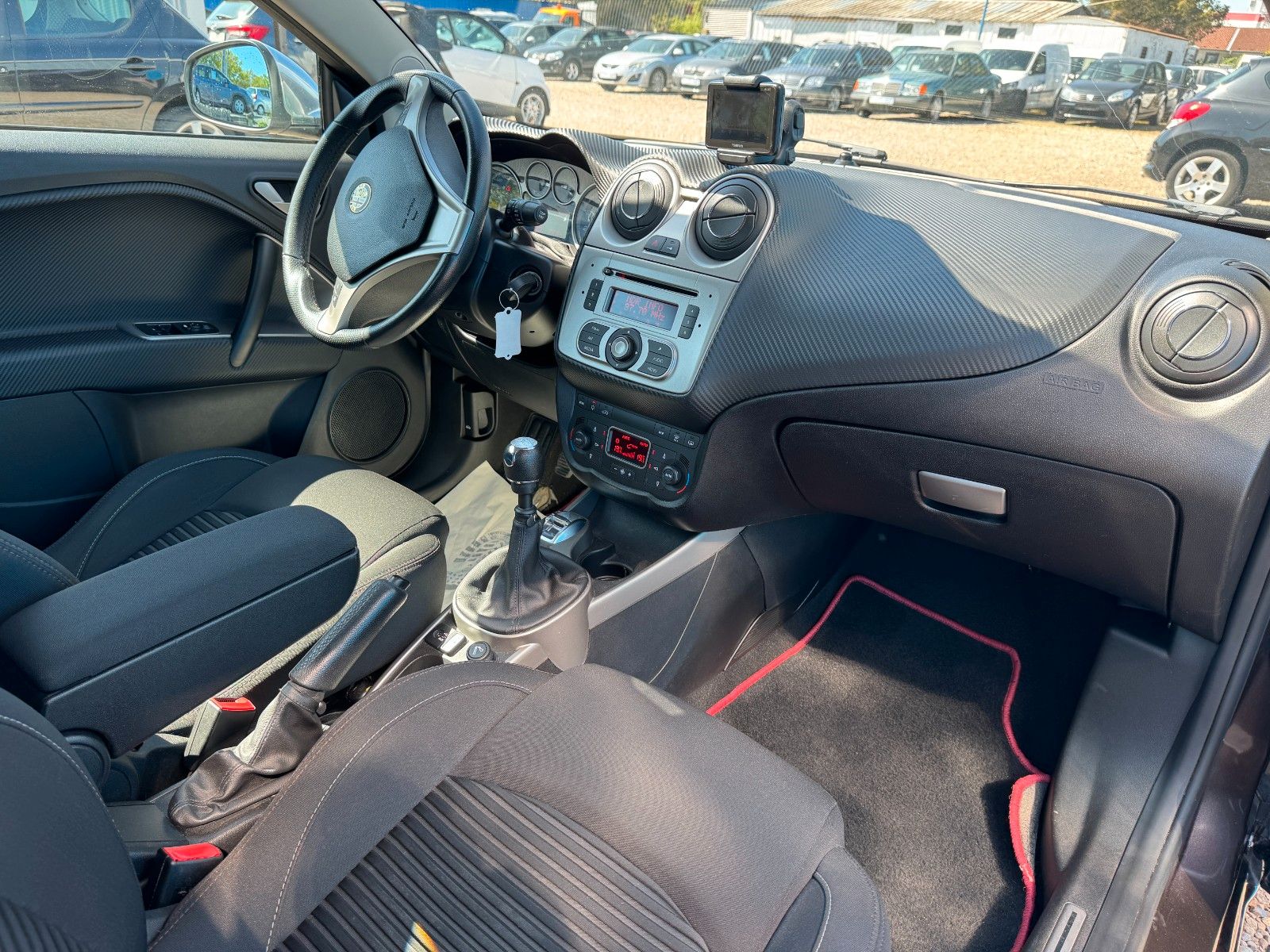 Fahrzeugabbildung Alfa Romeo MiTo Turismo**97 TKM**Klima**Allwetter**