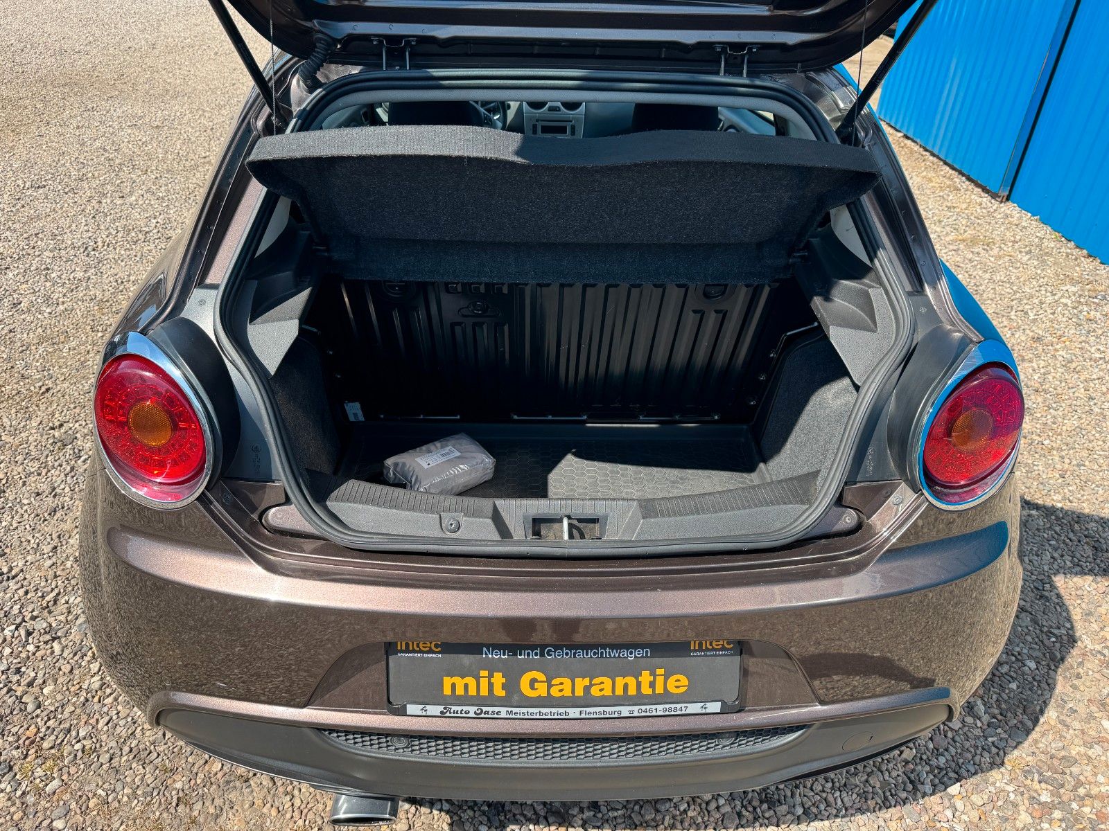Fahrzeugabbildung Alfa Romeo MiTo Turismo**97 TKM**Klima**Allwetter**