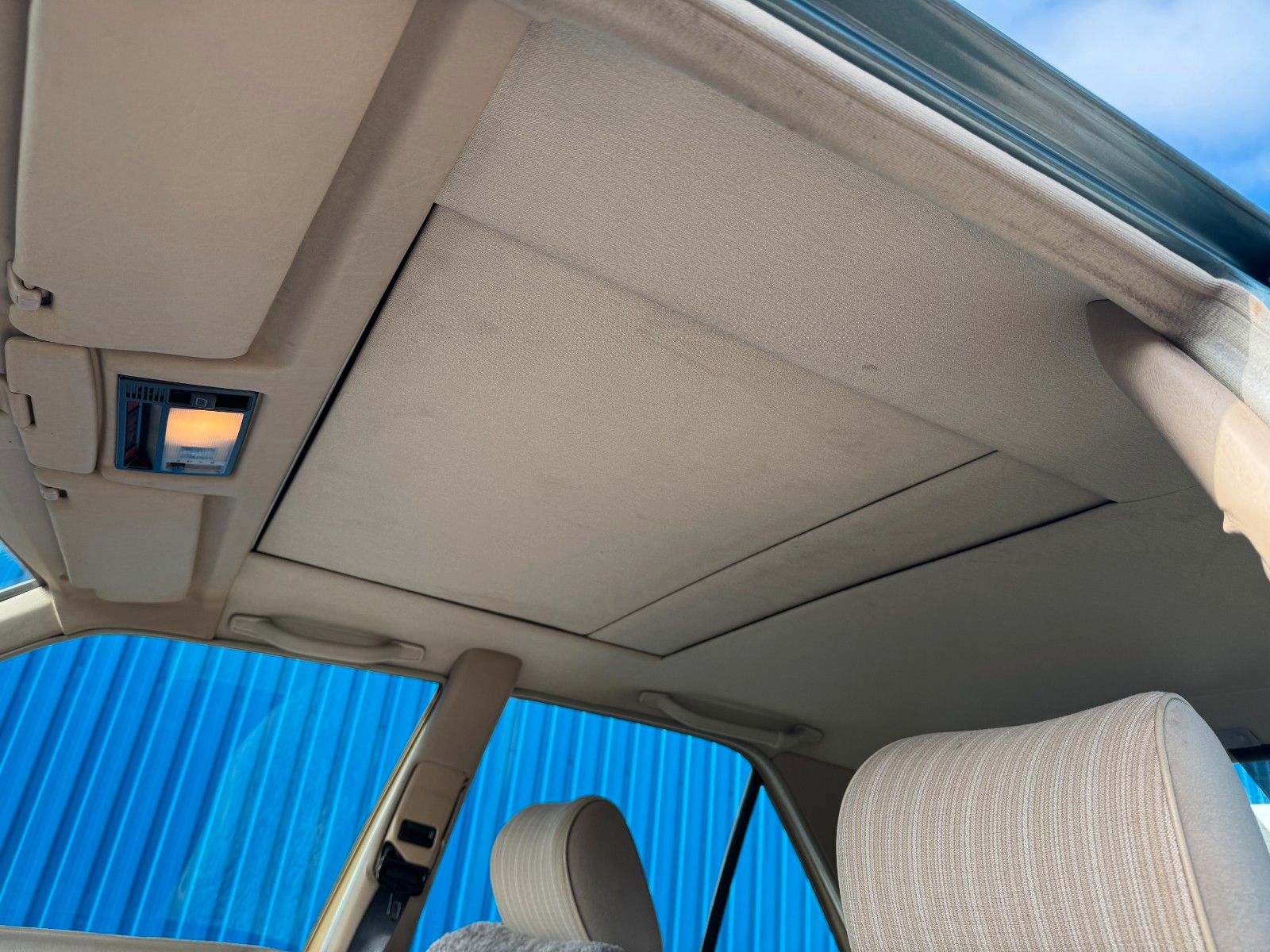 Fahrzeugabbildung Mercedes-Benz W124 200*Automatik*Schiebedach*AHK*H Zulassung*