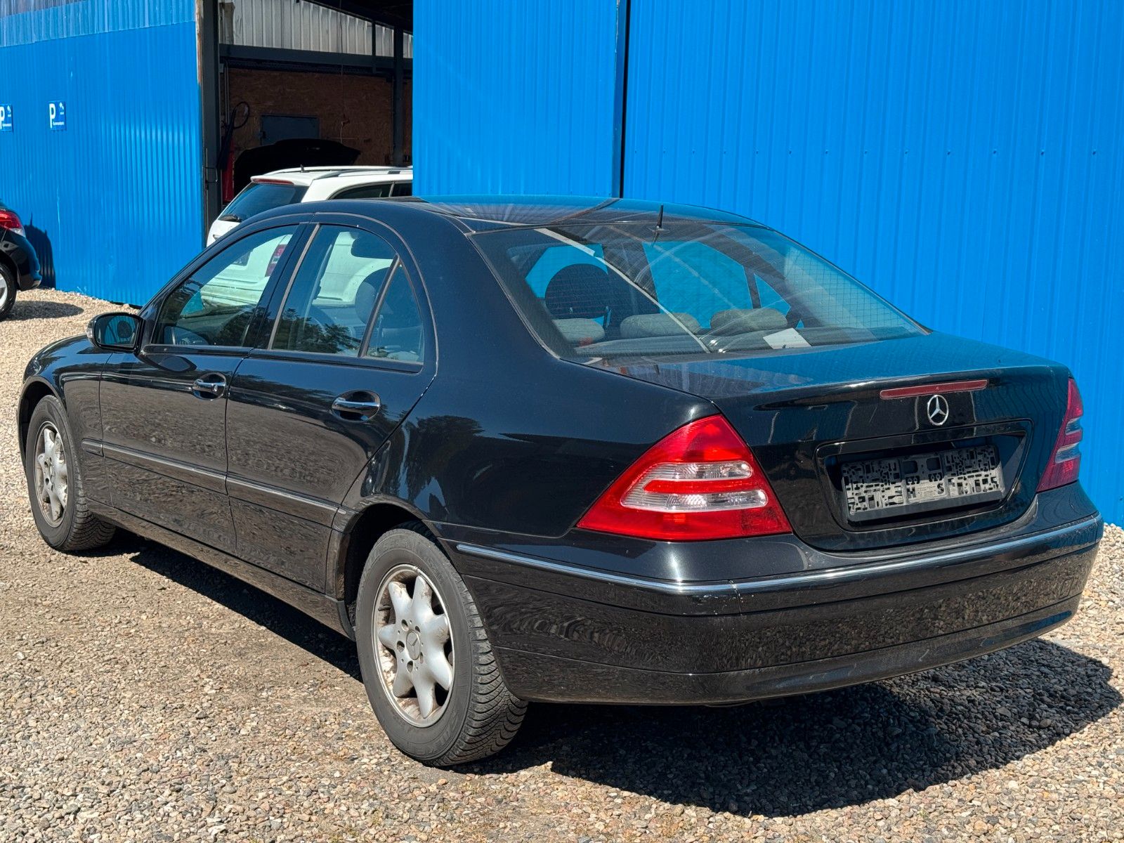 Fahrzeugabbildung Mercedes-Benz C 200 Kompressor Lim.**Automatik**Klima**SHZ**