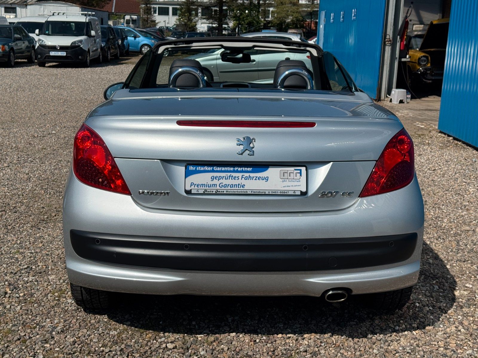 Fahrzeugabbildung Peugeot 207 CC Cabrio**JBL**Klima**Leder**SHZ**1. Hand**