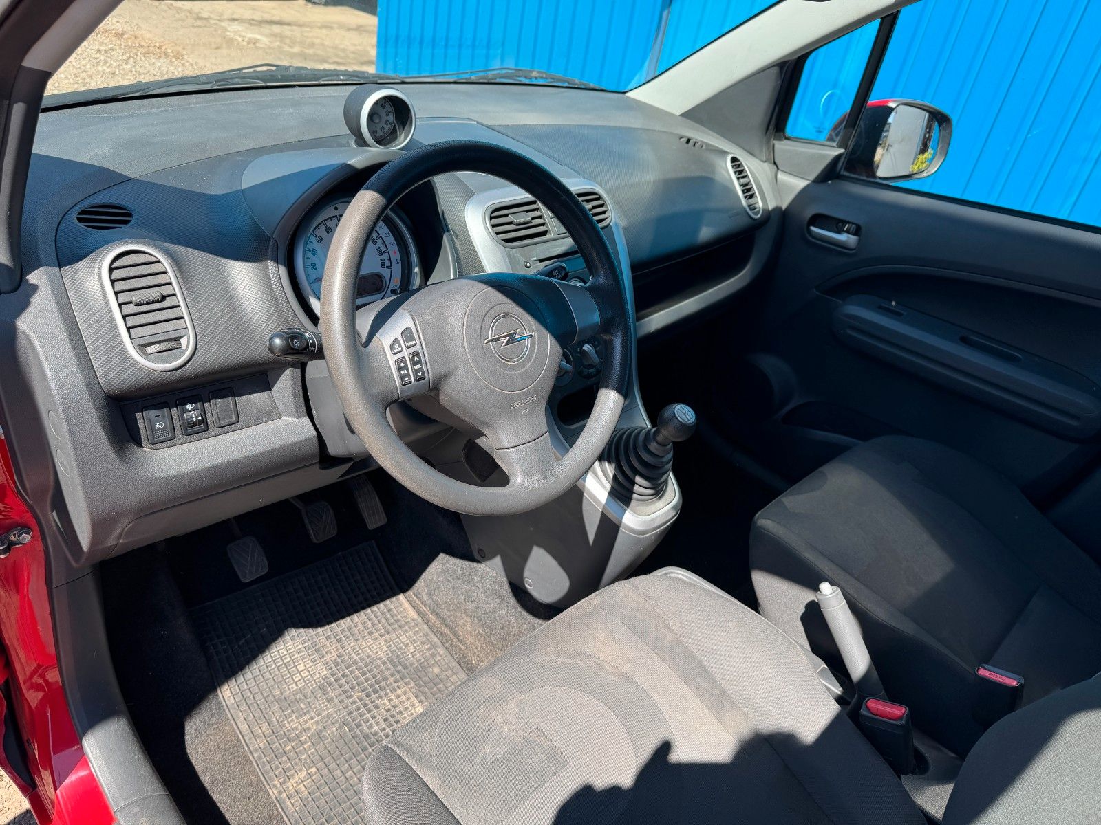 Fahrzeugabbildung Opel Agila B**Edition**Klima**