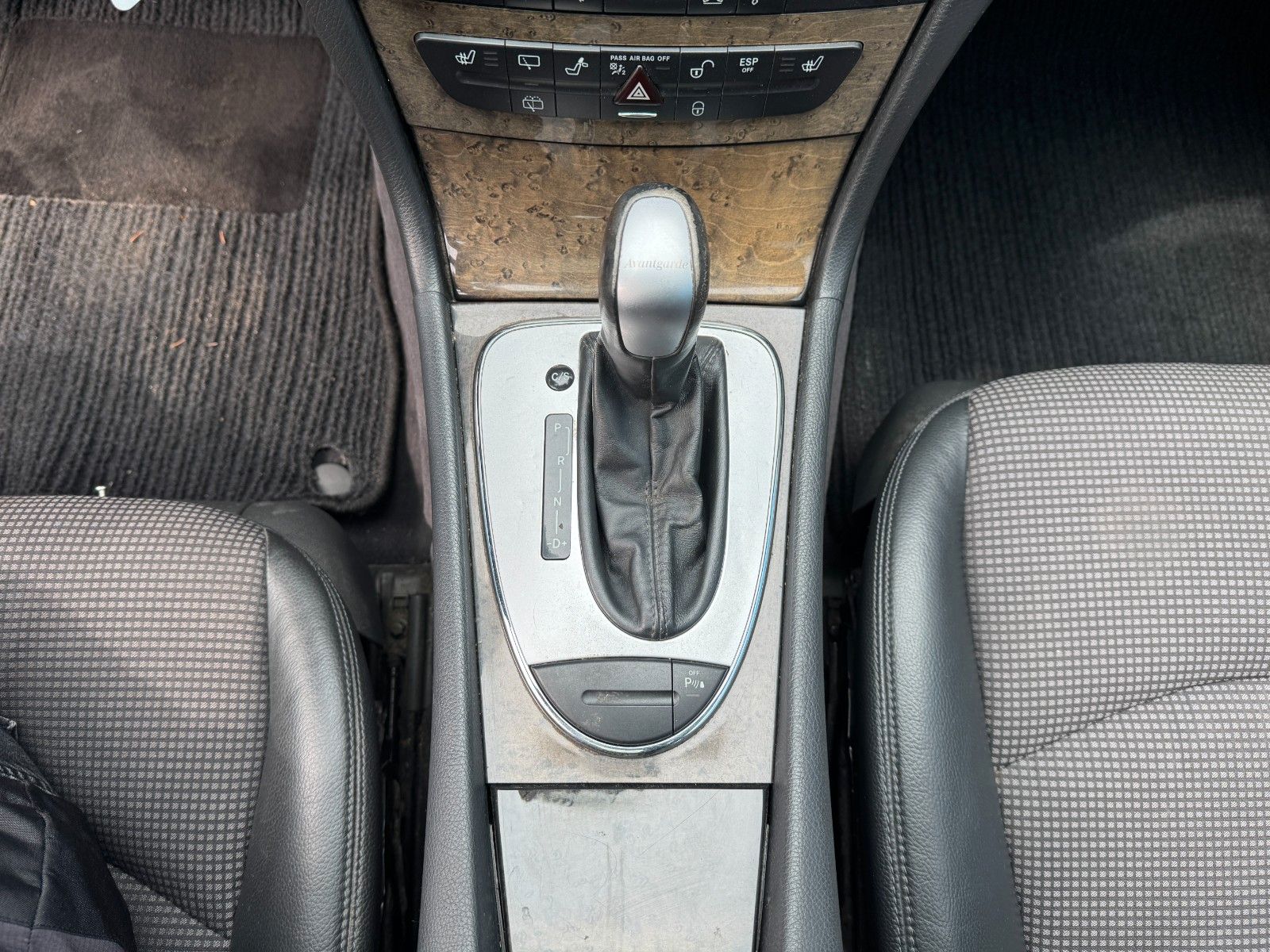 Fahrzeugabbildung Mercedes-Benz E 280 T CDI*Avantgarde*Automatik*HU06/2026*AHK*