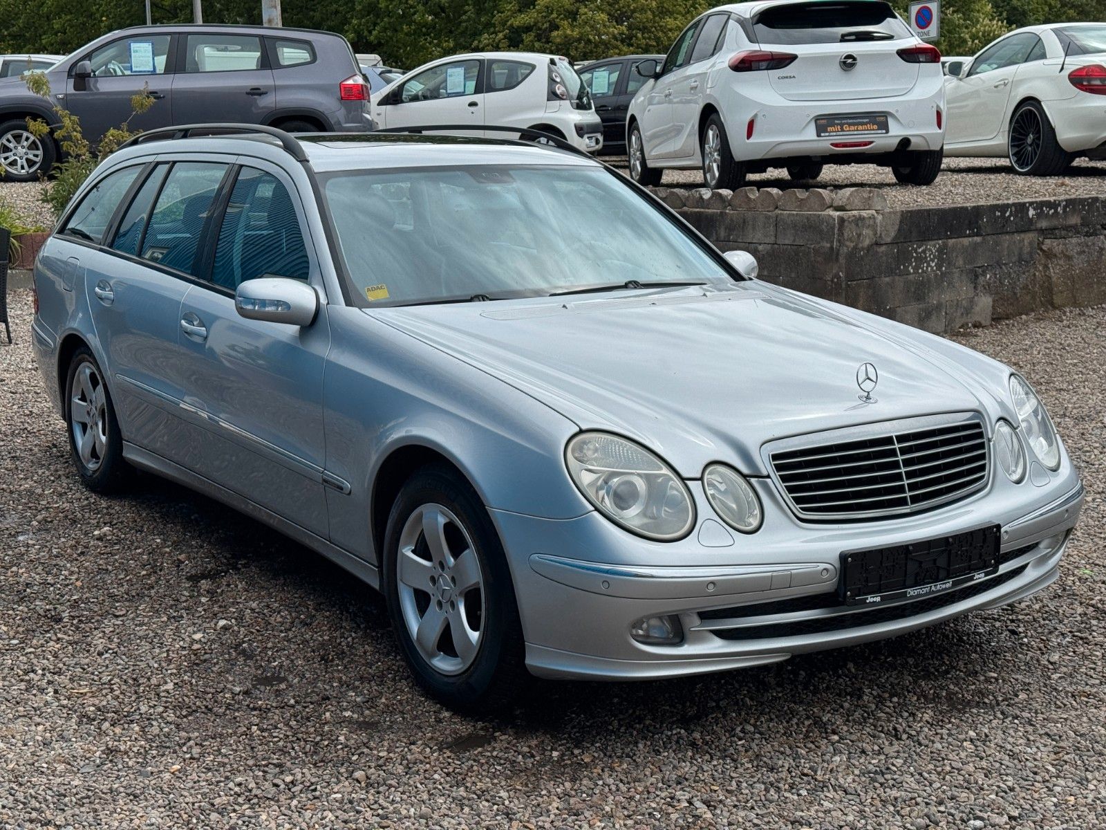 Fahrzeugabbildung Mercedes-Benz E 280 T CDI*Avantgarde*Automatik*HU06/2026*AHK*