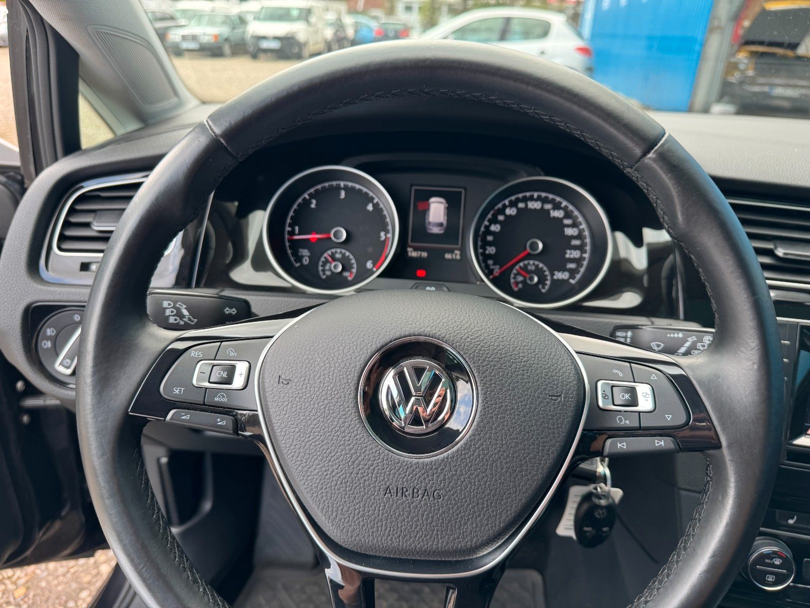 Fahrzeugabbildung Volkswagen Golf VII Variant*Highline*Standh*Pano*AHK*Xenon*