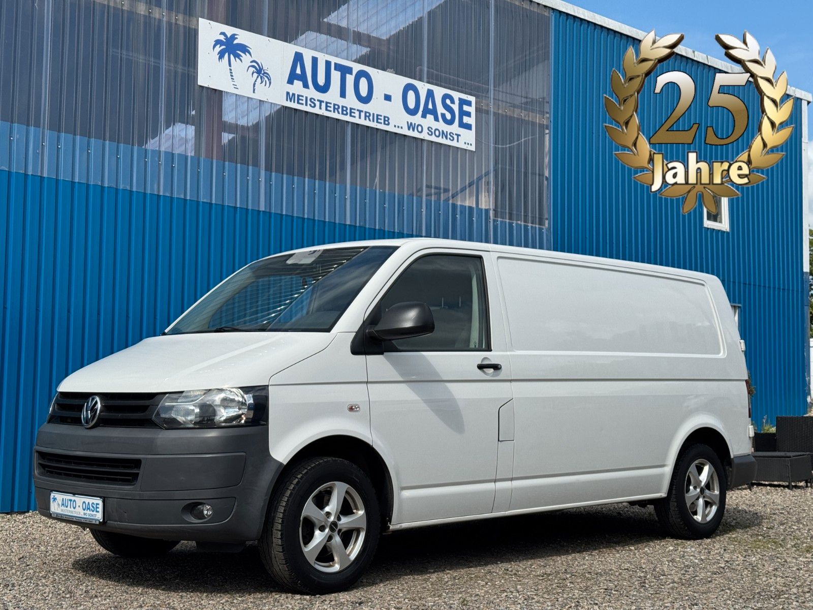Volkswagen T5 Transporter Kasten Lang*Klima*SHZ*AHK*3 Sitze