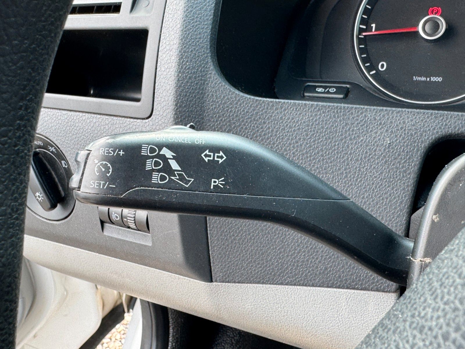 Fahrzeugabbildung Volkswagen Volkswagen T5 Transporter Kasten Lang*Klima*SHZ*