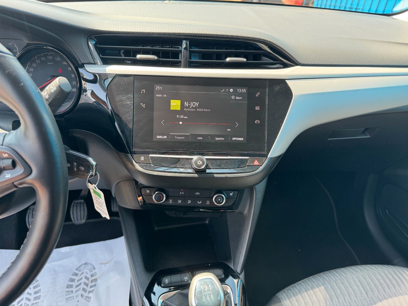 Fahrzeugabbildung Opel Corsa F**Edition**62 TKM**LRH**SHZ**Temp**