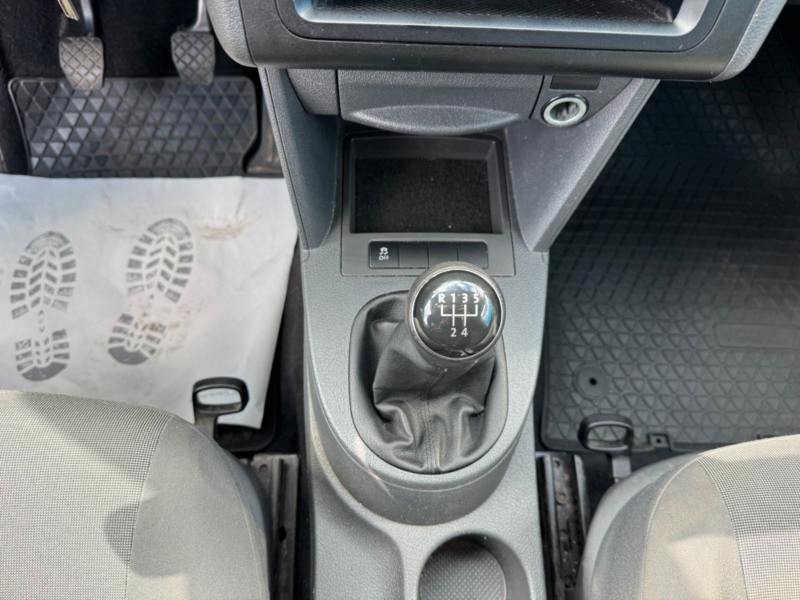 Fahrzeugabbildung Volkswagen Caddy Kasten Maxi**Klima**