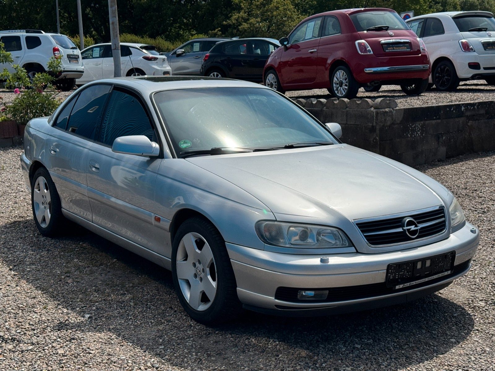 Fahrzeugabbildung Opel Omega B 2,5L V6**Automatik**Leder** HU 05/2024**