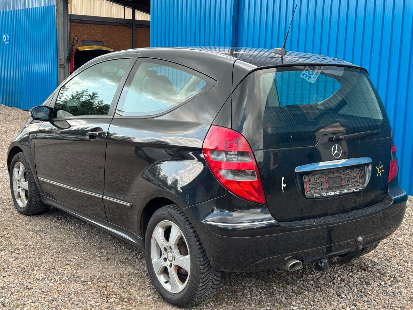 Fahrzeugabbildung Mercedes-Benz A 180**Avantgarde**HU 10/2025**Klima**AHK**