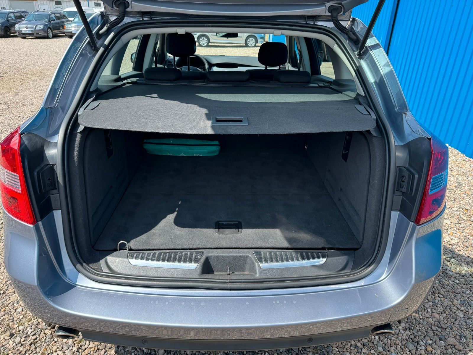 Fahrzeugabbildung Renault Laguna III Grandtour**Expression**Klima**Tempo**