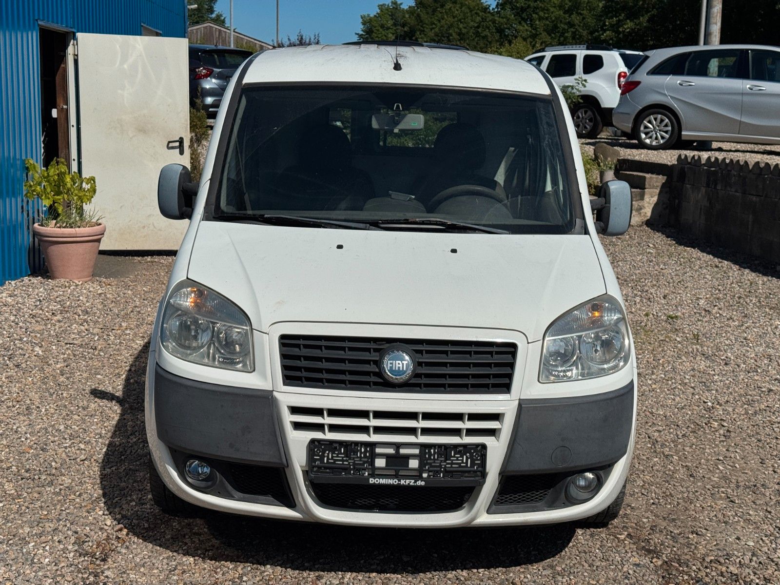 Fahrzeugabbildung Fiat Doblo 1.9 JTD SX **Maxi**Kasten**AHK**HU 07/27**