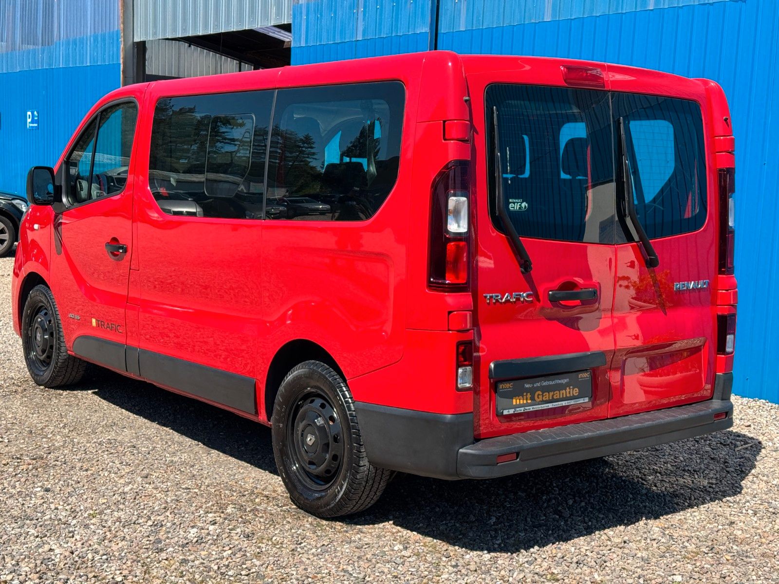 Fahrzeugabbildung Renault Trafic L1H1*Authentique*9 Sitzer*Klima*Standhei*