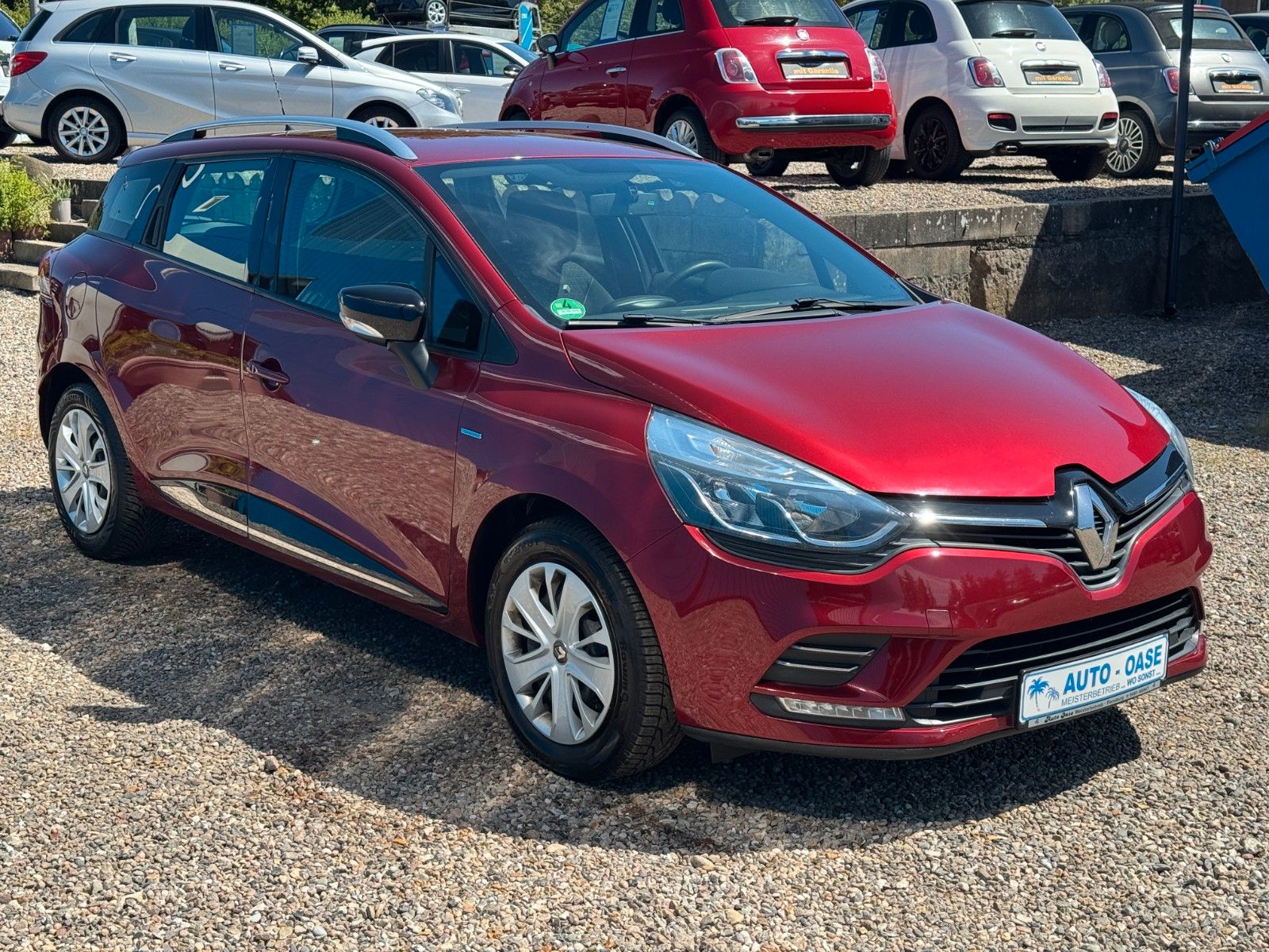 Fahrzeugabbildung Renault Clio IV Grandtour**Limited**Temp*Klima**EURO 6**