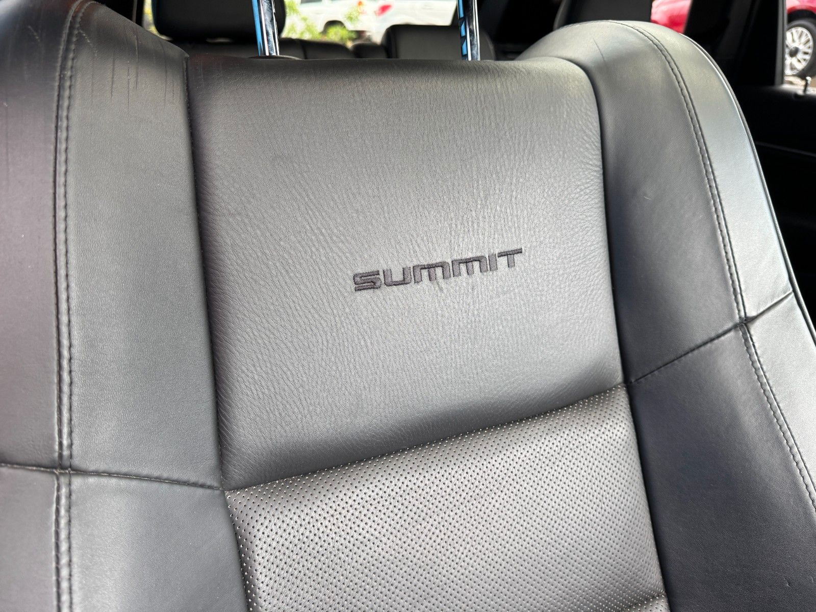 Fahrzeugabbildung Jeep Grand Cherokee 3.0 CRD**Summit**VOLL**EURO 5**