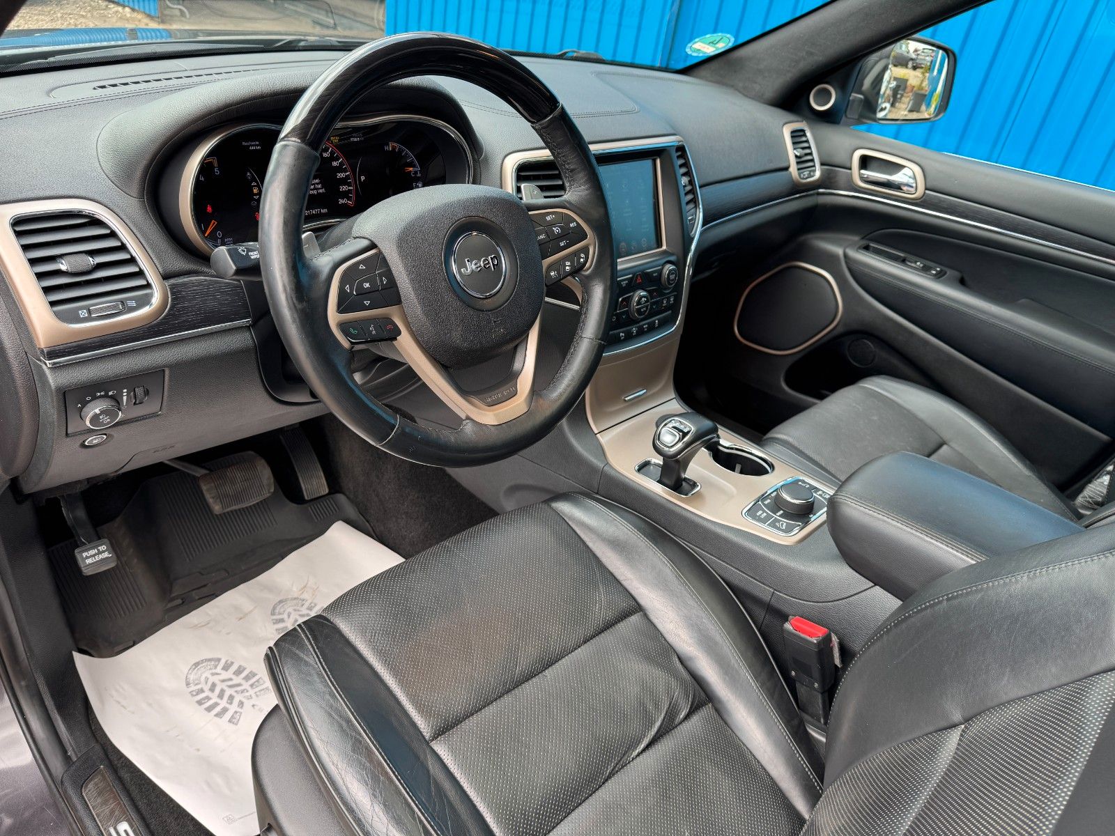 Fahrzeugabbildung Jeep Grand Cherokee 3.0 CRD**Summit**VOLL**EURO 5**