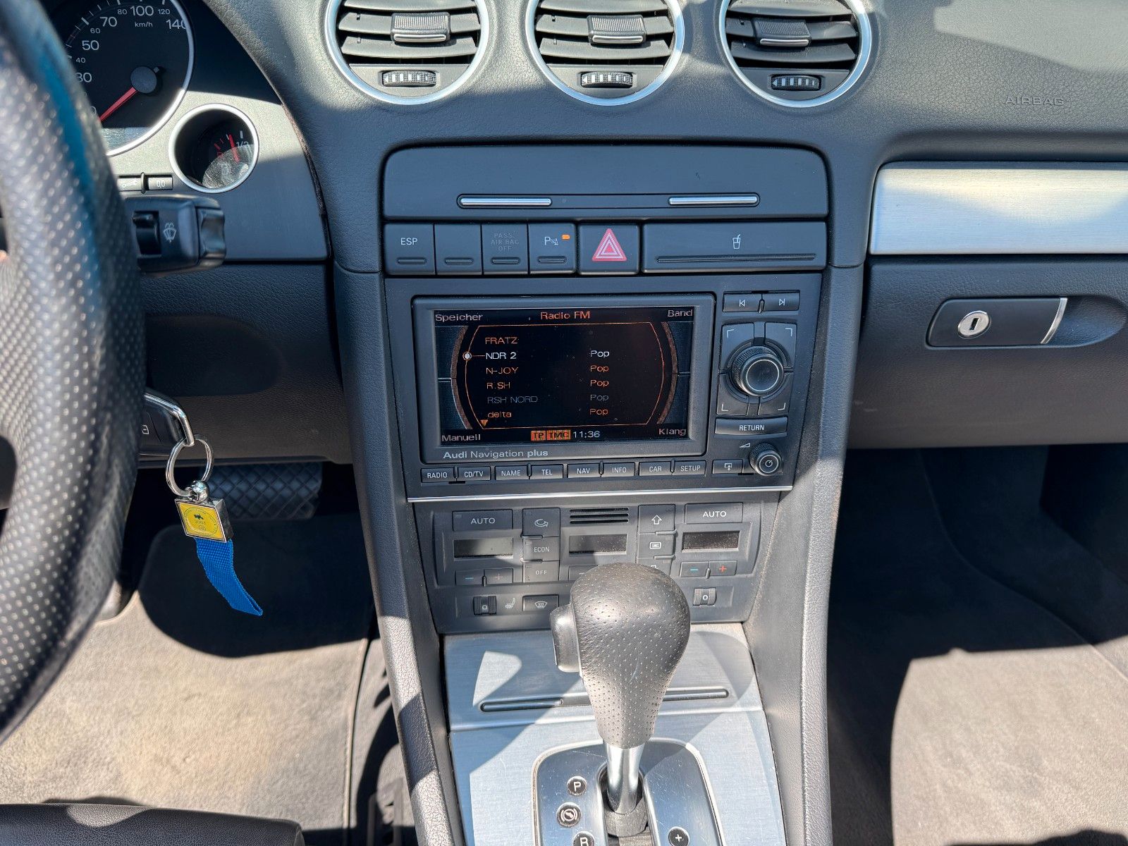 Fahrzeugabbildung Audi A4 Cabriolet 1.8 T*Automatik*S-Line*Leder*Xenon*