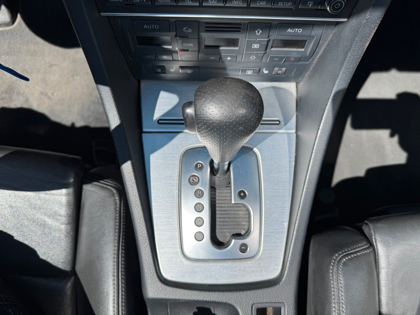 Fahrzeugabbildung Audi A4 Cabriolet 1.8 T*Automatik*S-Line*Leder*Xenon*