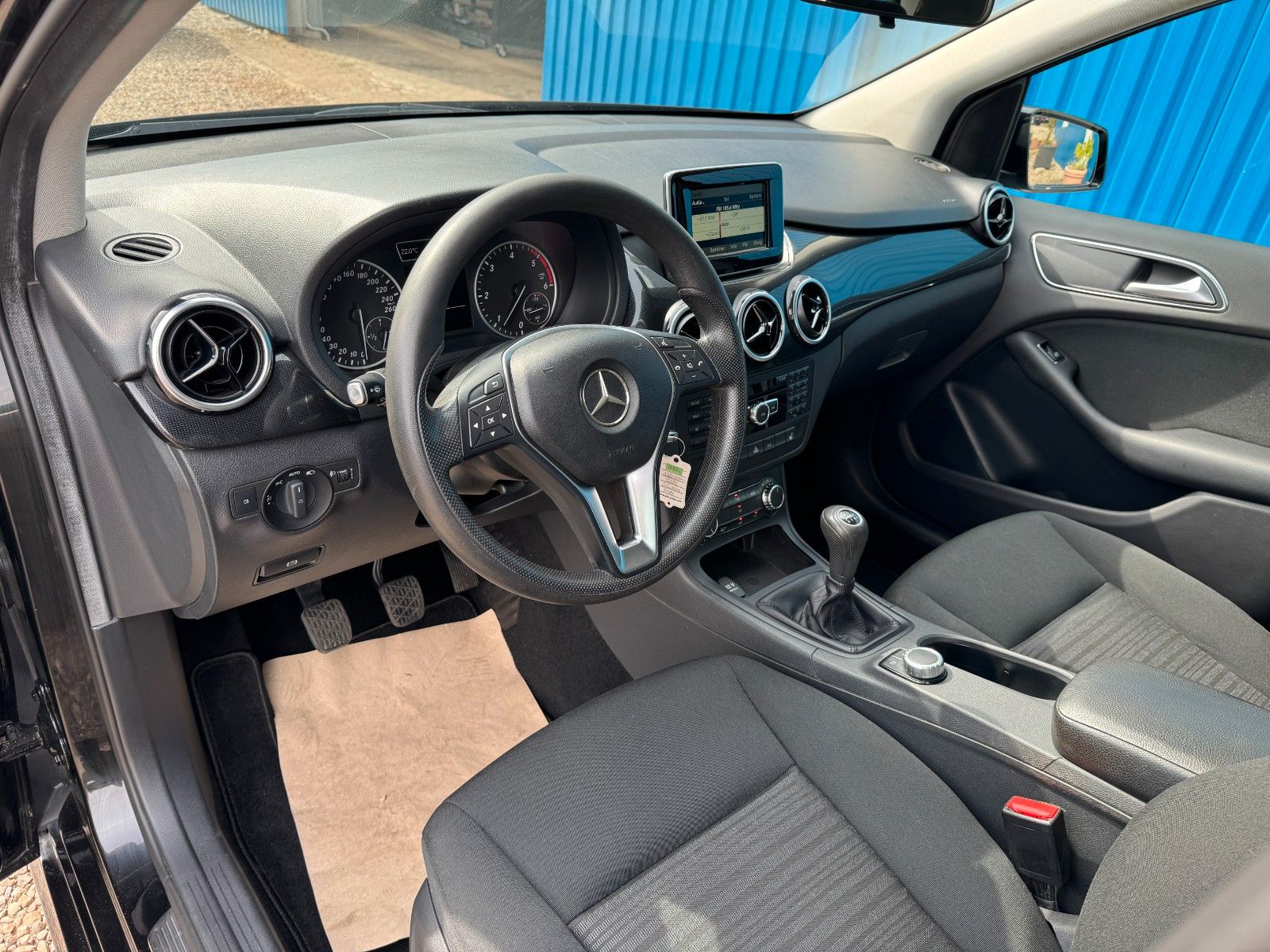 Fahrzeugabbildung Mercedes-Benz B 180 CDI / d**Klima**AHK**Rückfahrkamera**