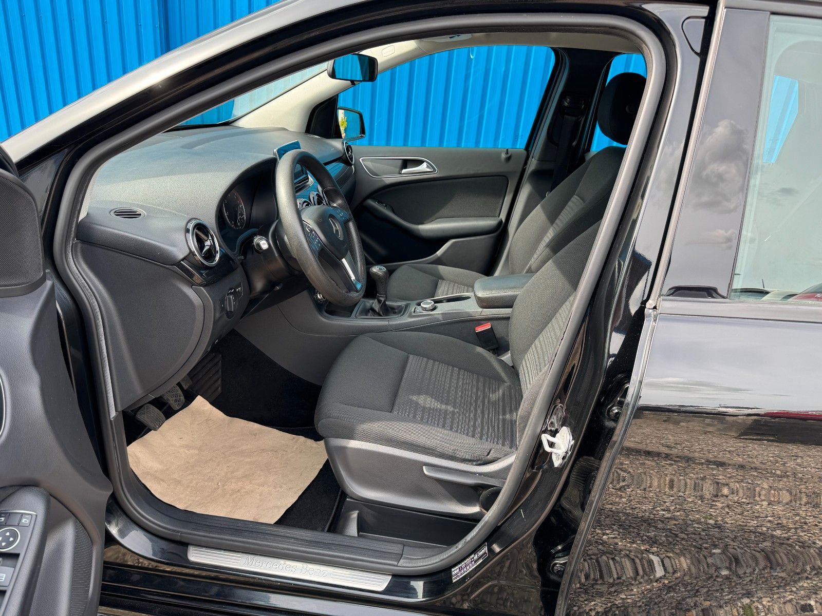 Fahrzeugabbildung Mercedes-Benz B 180 CDI / d**Klima**AHK**Rückfahrkamera**