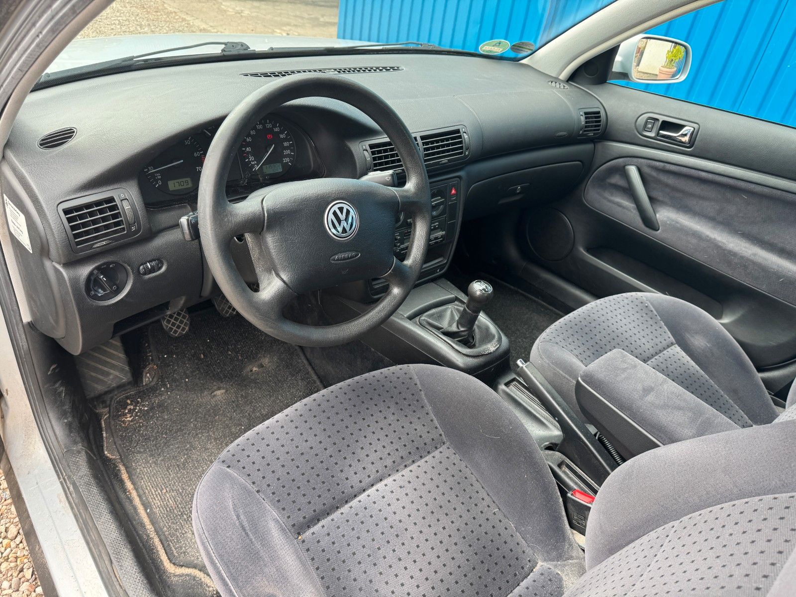 Fahrzeugabbildung Volkswagen Passat Limousine 1,6**Klima**1.Hand**115TKM**