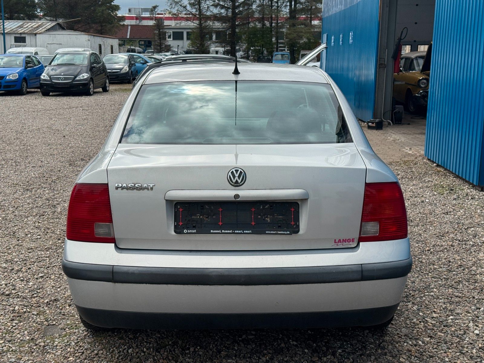 Fahrzeugabbildung Volkswagen Passat Limousine 1,6**Klima**1.Hand**115TKM**