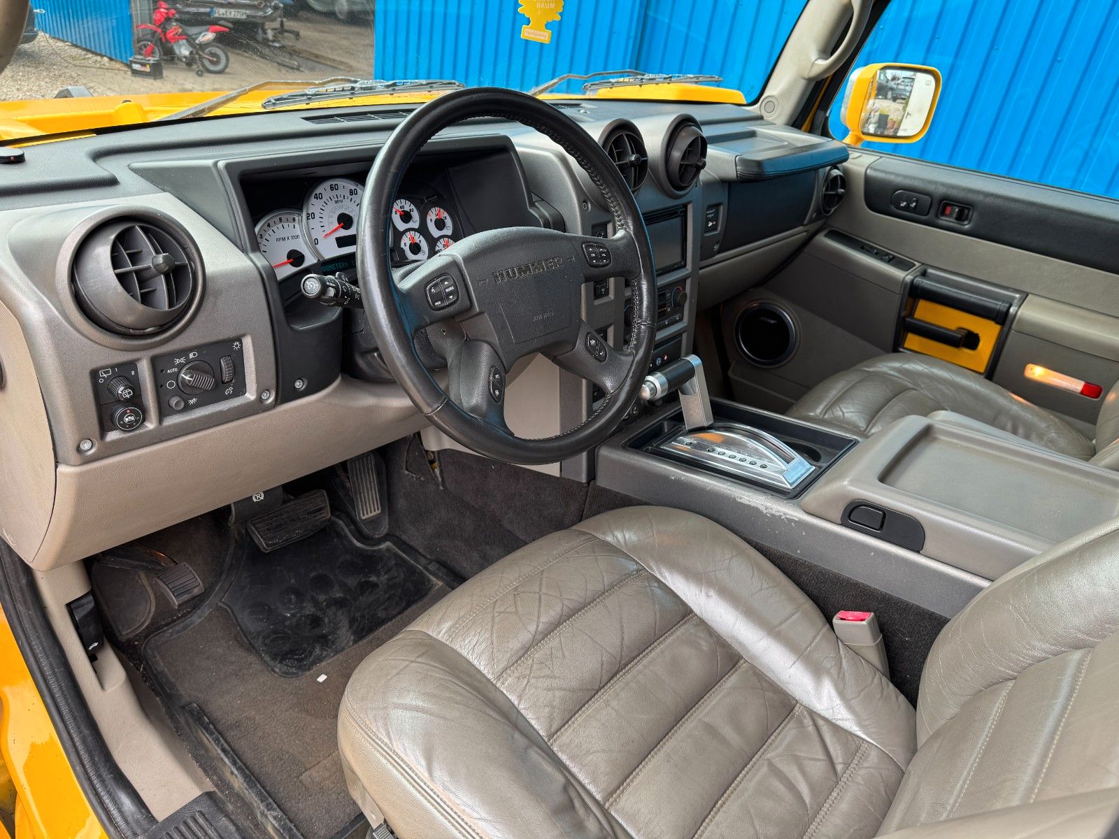 Fahrzeugabbildung Hummer H2**Automatik**LPG GAS**