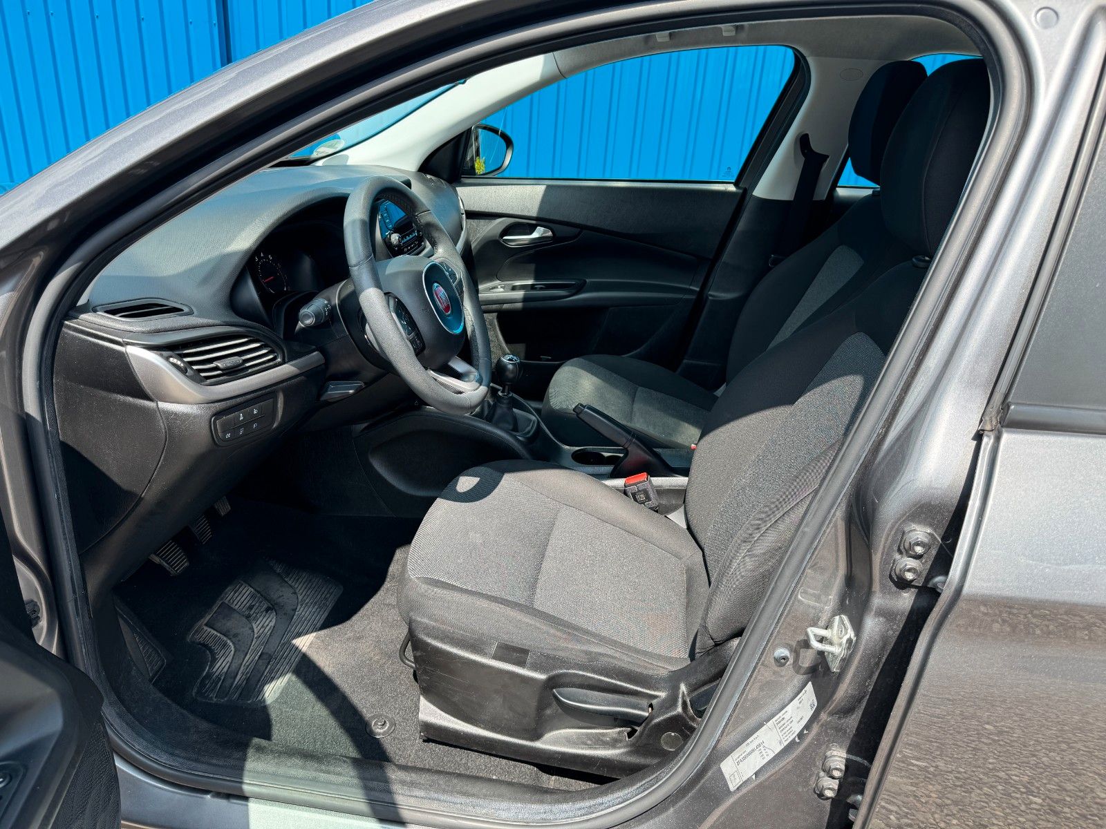 Fahrzeugabbildung Fiat Tipo Kombi**Pop**Klima**Tempomat**