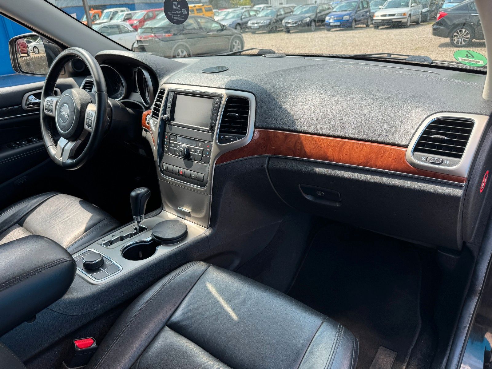 Fahrzeugabbildung Jeep Grand Cherokee 3.0 CRD**Limited**AHK 3,5T**VOLL*