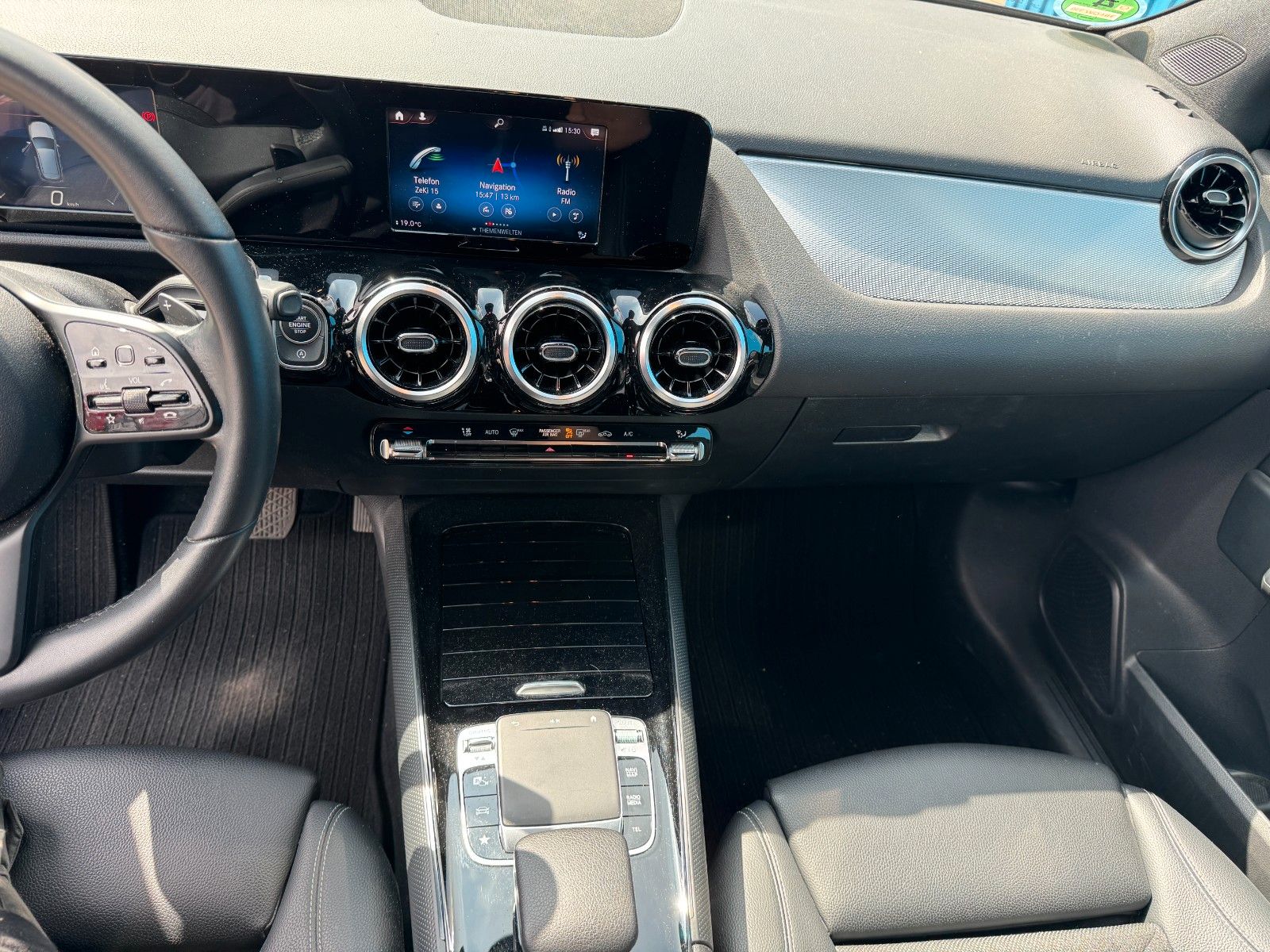 Fahrzeugabbildung Mercedes-Benz B 180**Automatik**62 TKM**AHK**LED**Digital**
