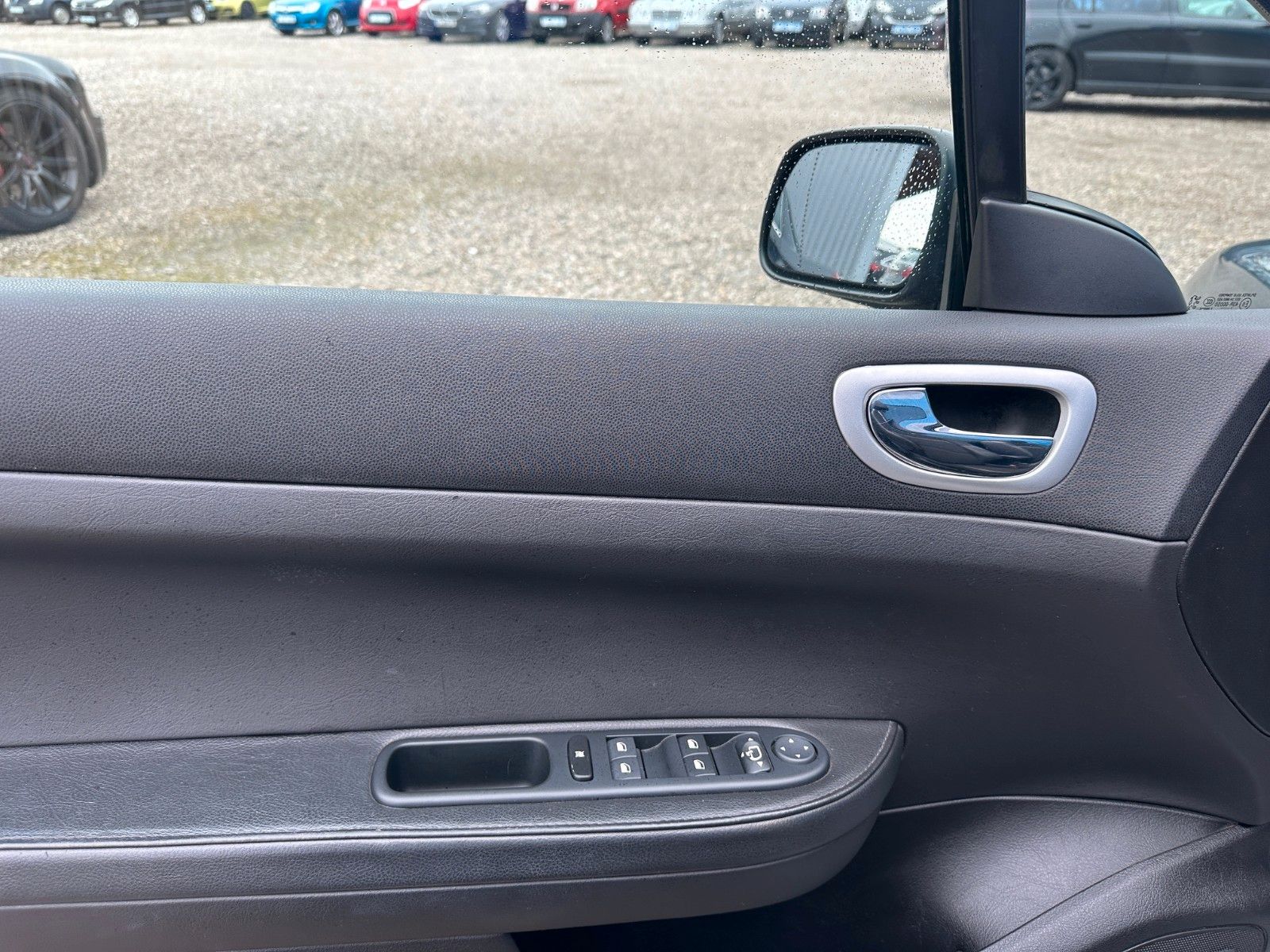 Fahrzeugabbildung Peugeot 307 CC Cabrio-Coupe JBL *AHK*ALLWETTER*KLIMA