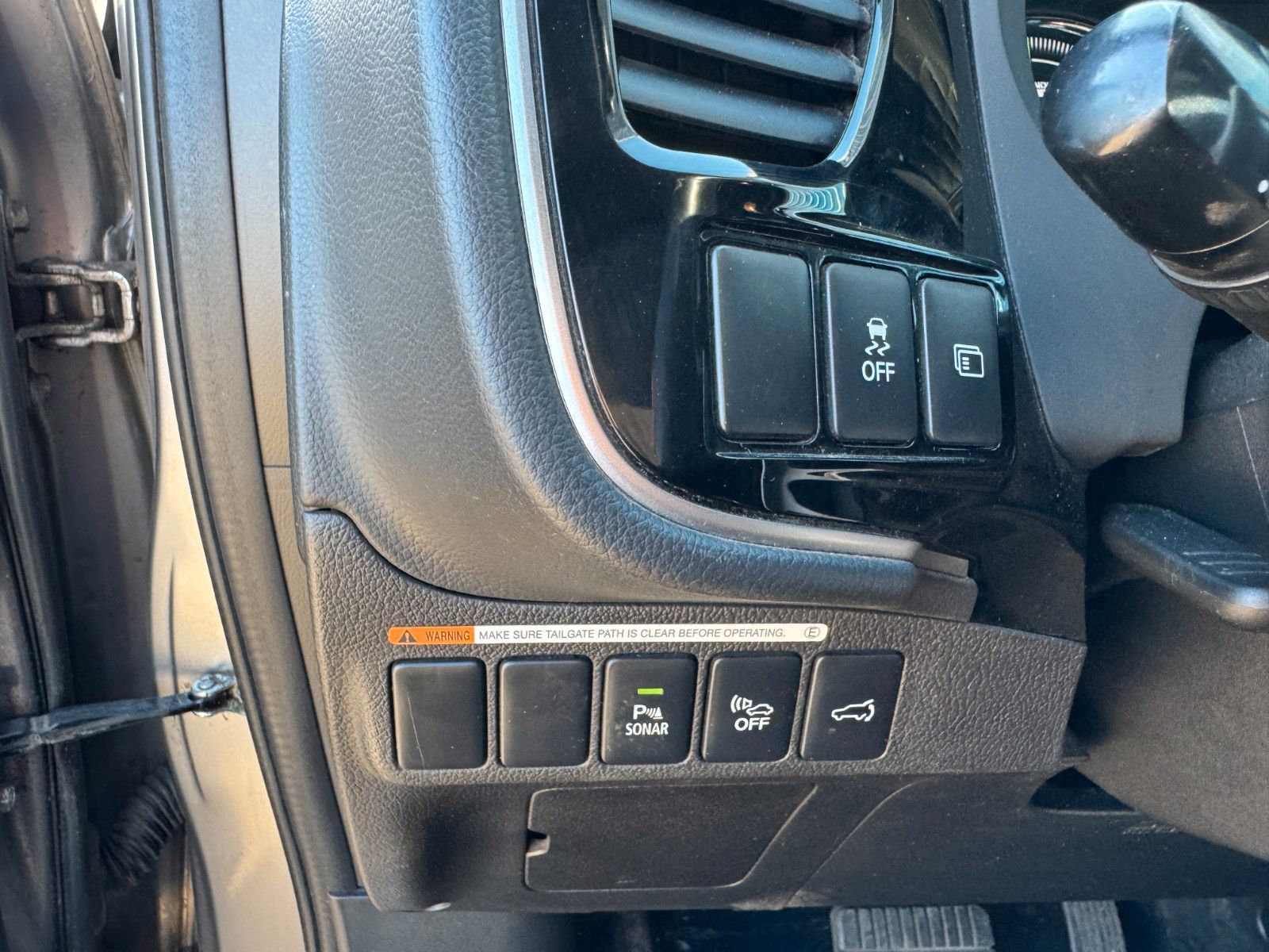 Fahrzeugabbildung Mitsubishi Outlander PHEV**Intro Edition**4WD