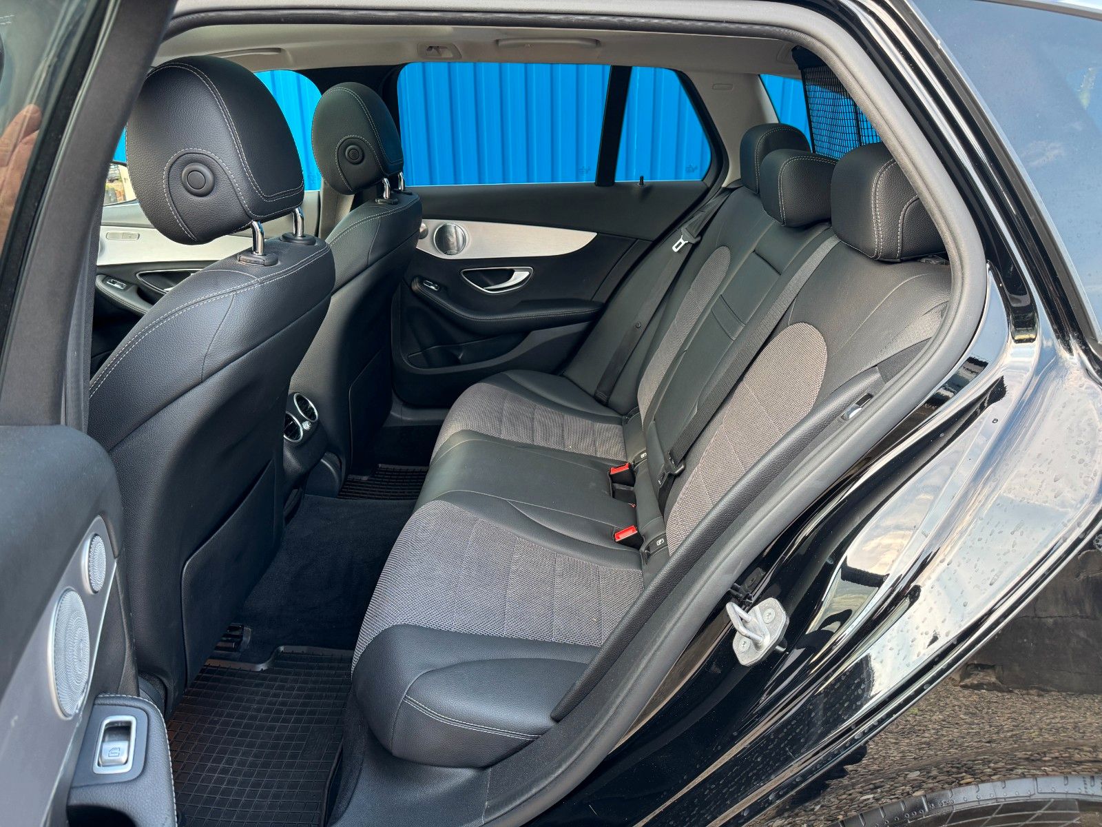 Fahrzeugabbildung Mercedes-Benz C 200 T CGI*Automat*Standhzg*Pano*Burmester*AHK*