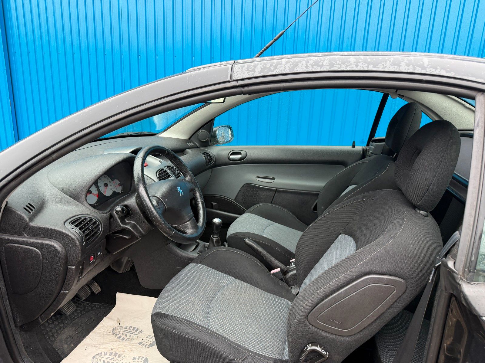 Fahrzeugabbildung Peugeot 206 Cabriolet CC Filou**HU&AU Neu**