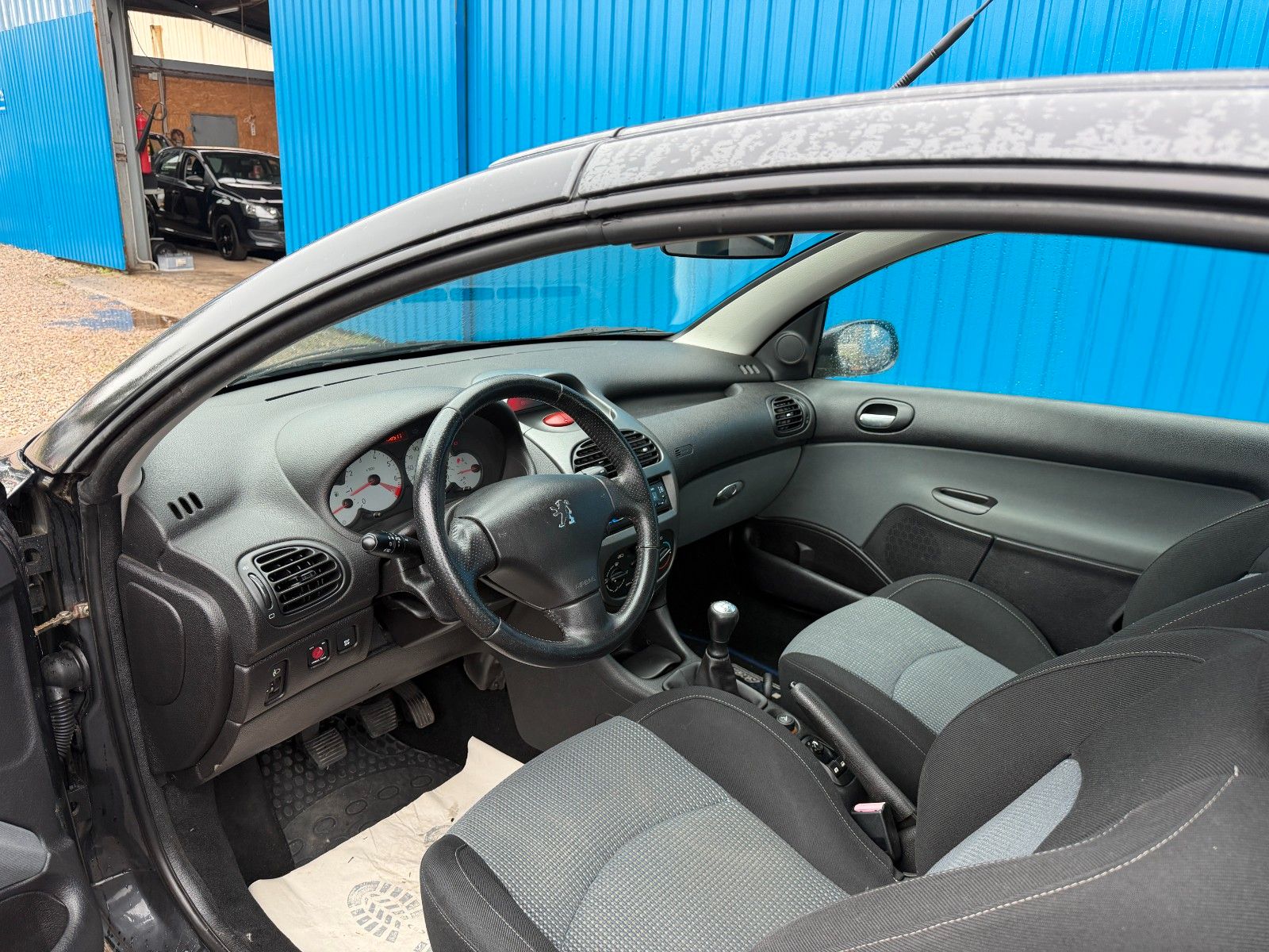 Fahrzeugabbildung Peugeot 206 Cabriolet CC Filou**HU&AU Neu**
