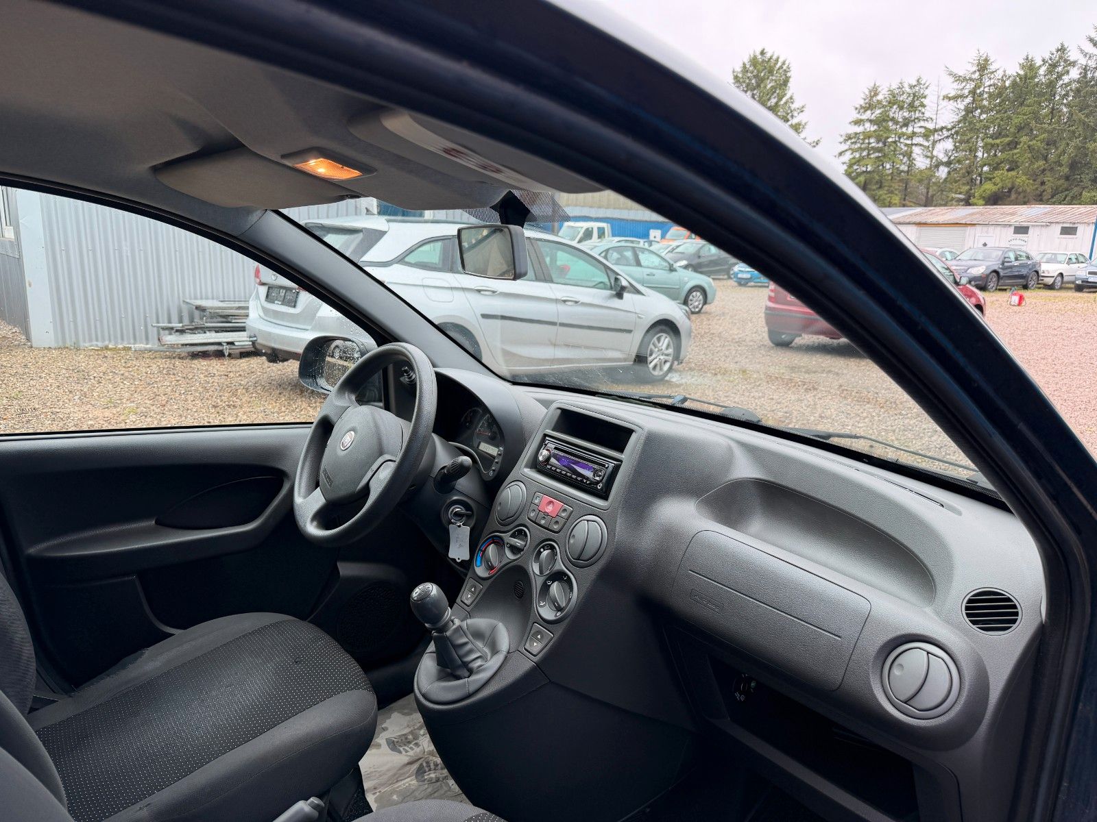 Fahrzeugabbildung Fiat Panda 1.1 8V Active**Allwetter*HU&AU neu**