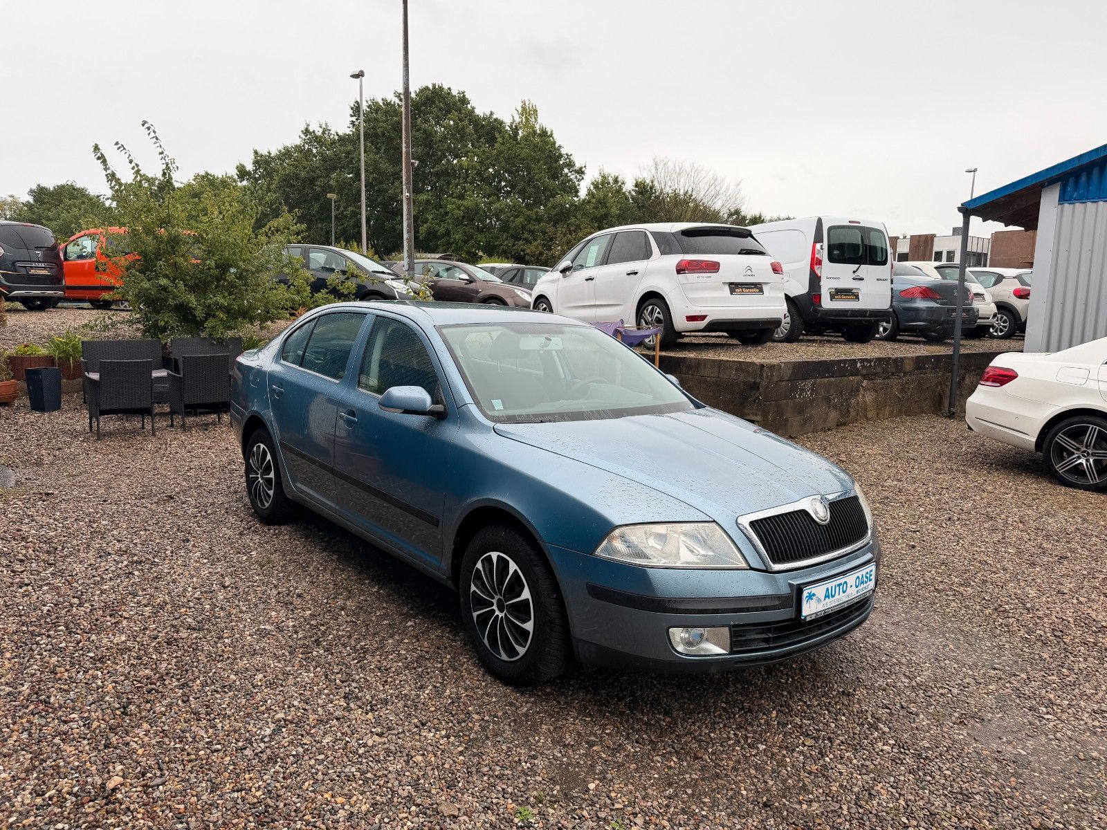 Fahrzeugabbildung SKODA Octavia Lim.**Ambiente**Klima**HU 03/28**