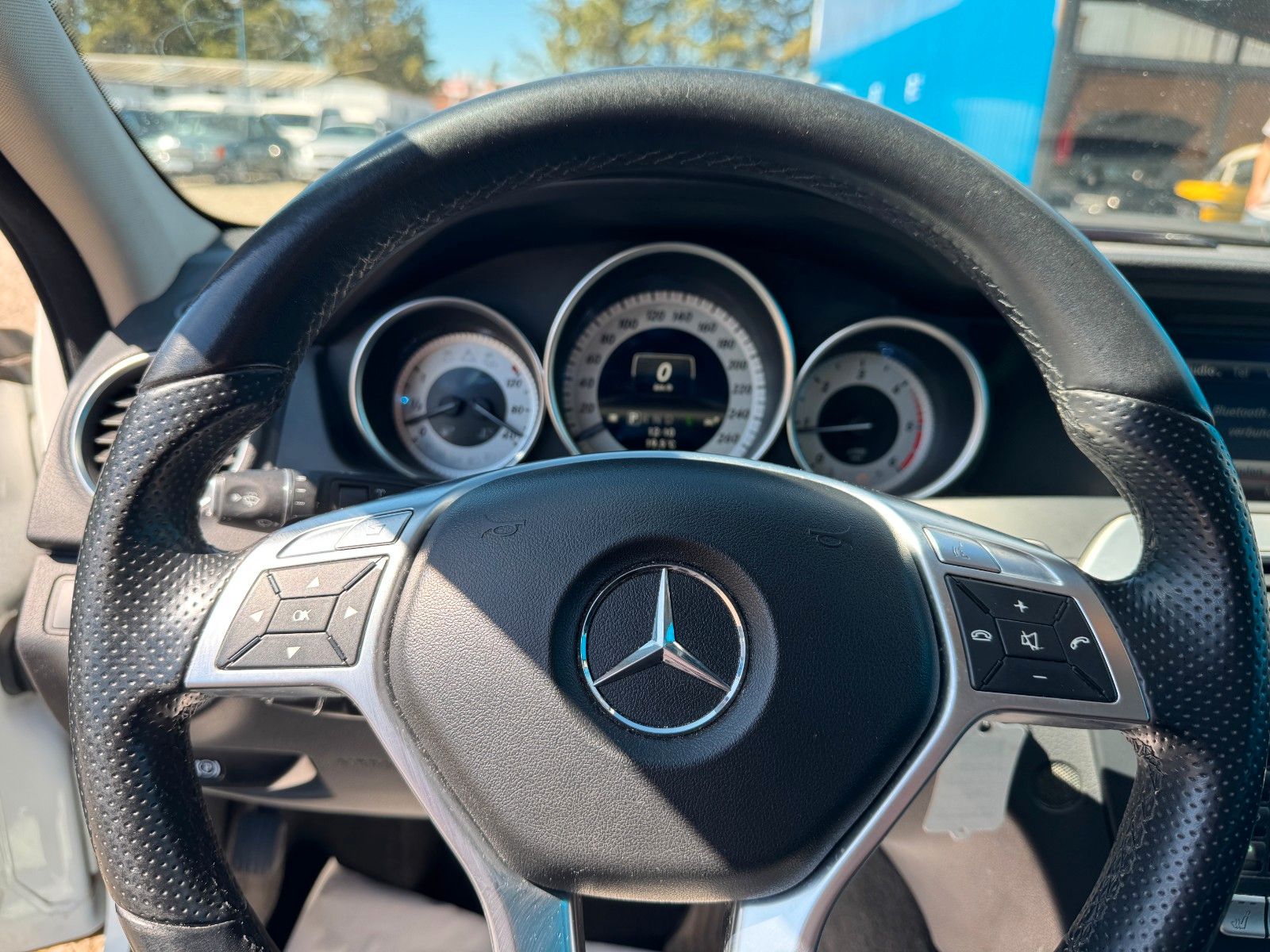 Fahrzeugabbildung Mercedes-Benz C 220 T CDI *Avantgarde**Automatik**HU 04/2026*