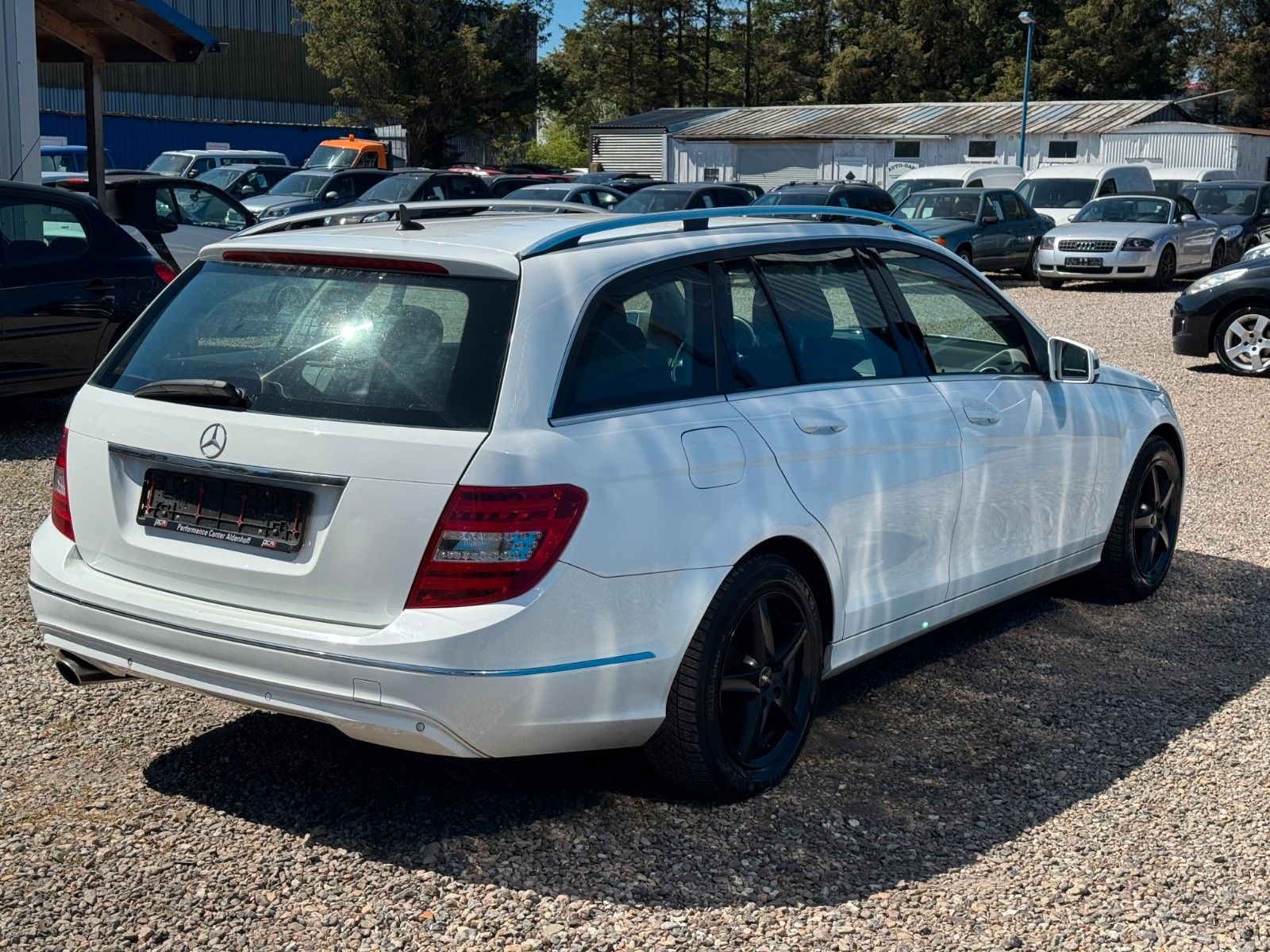 Fahrzeugabbildung Mercedes-Benz C 220 T CDI *Avantgarde**Automatik**HU 04/2026*