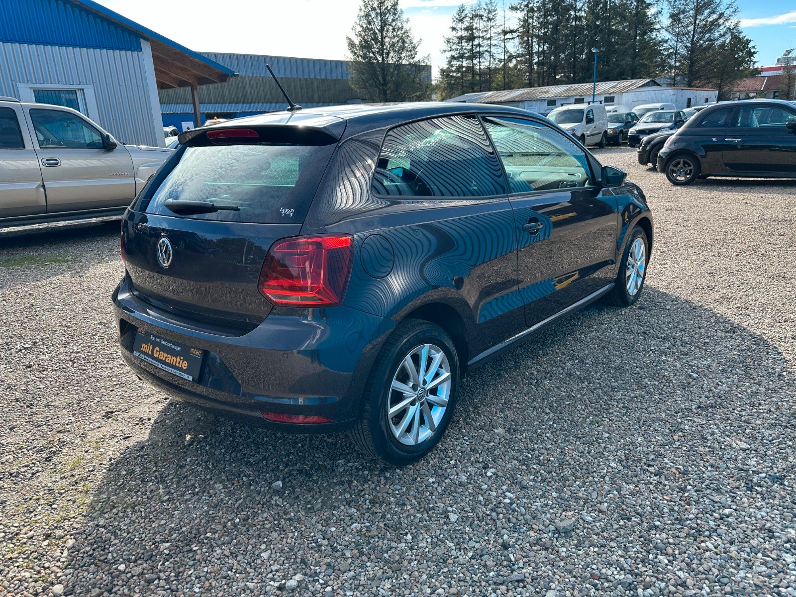 Fahrzeugabbildung Volkswagen Polo V Lounge**1.HAND**69 TKM**